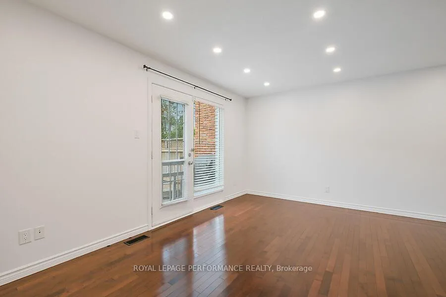 Photo 11 of 2654 Draper Avenue, Ottawa, Redwood Park — HOMEH