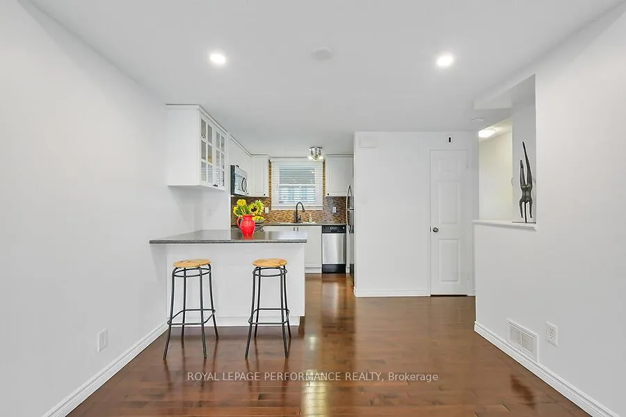 Photo 13 of 2654 Draper Avenue, Ottawa, Redwood Park — HOMEH