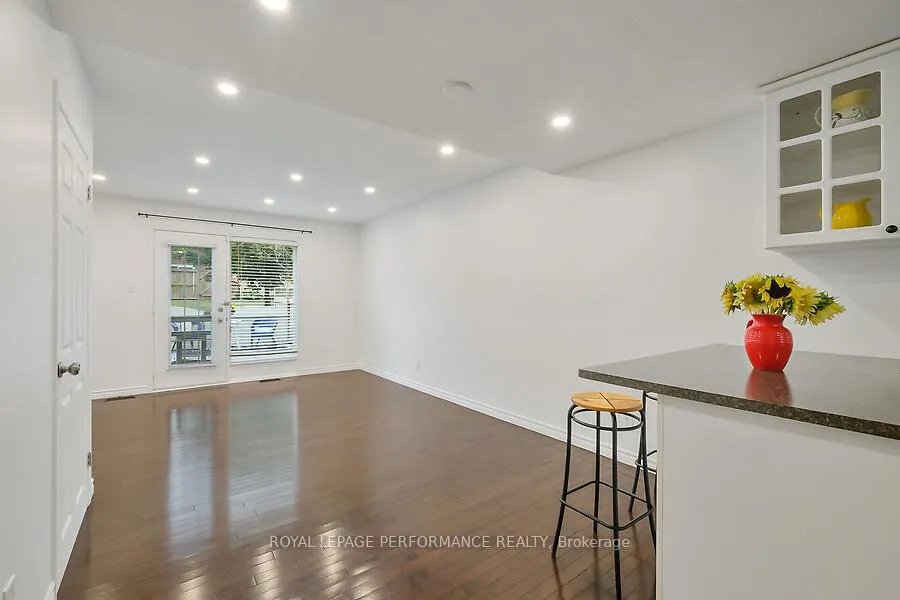 Photo 21 of 2654 Draper Avenue, Ottawa, Redwood Park — HOMEH
