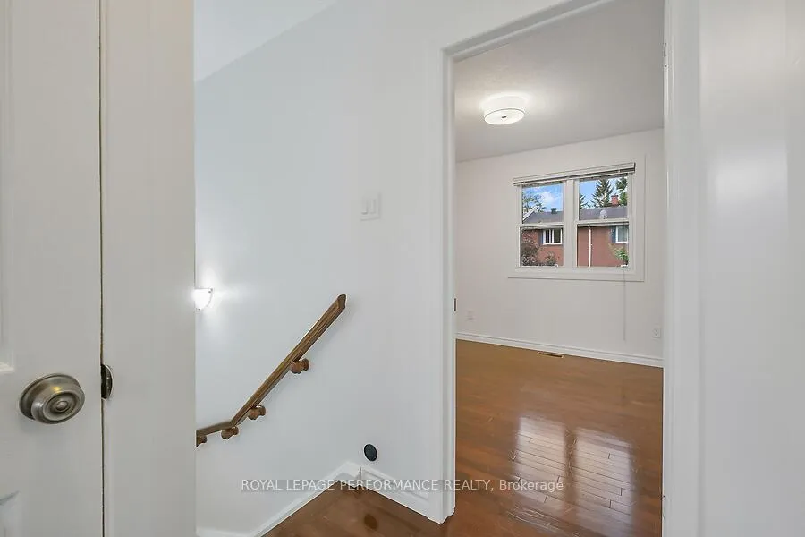 Photo 23 of 2654 Draper Avenue, Ottawa, Redwood Park — HOMEH
