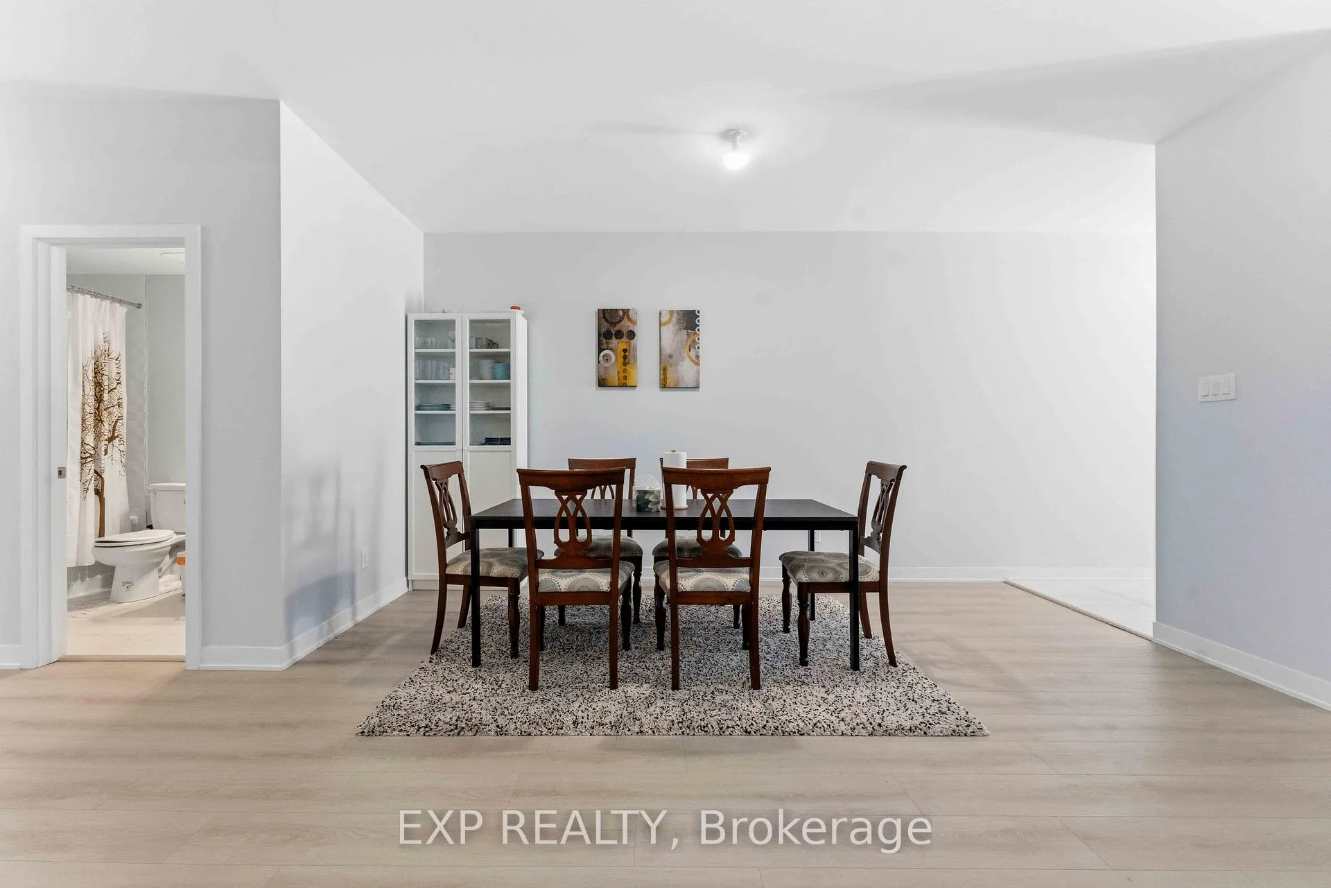 Photo 12 of 116 Parnian Private, Ottawa, Barrhaven - Half Moon Bay — HOMEH