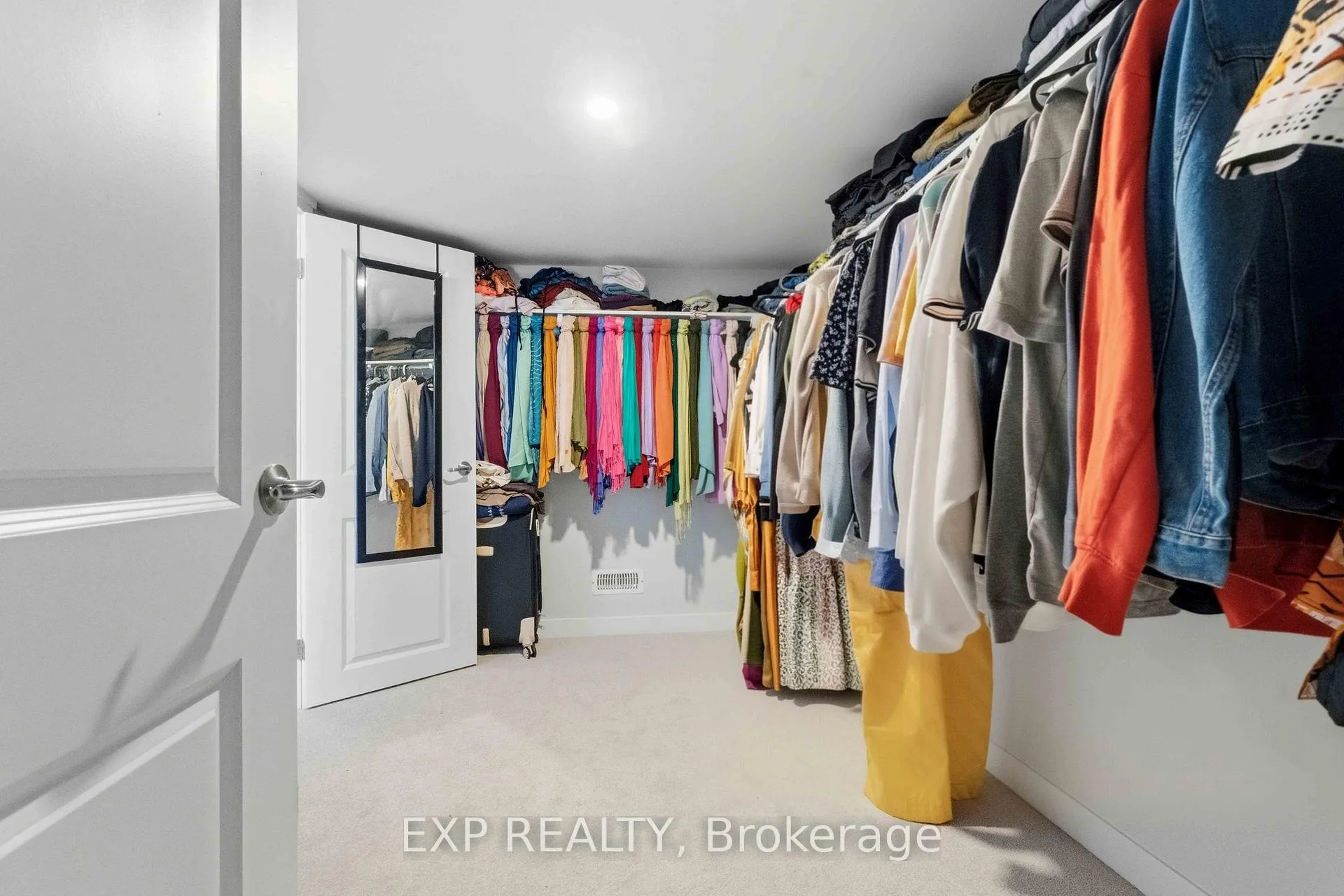 Photo 45 of 116 Parnian Private, Ottawa, Barrhaven - Half Moon Bay — HOMEH