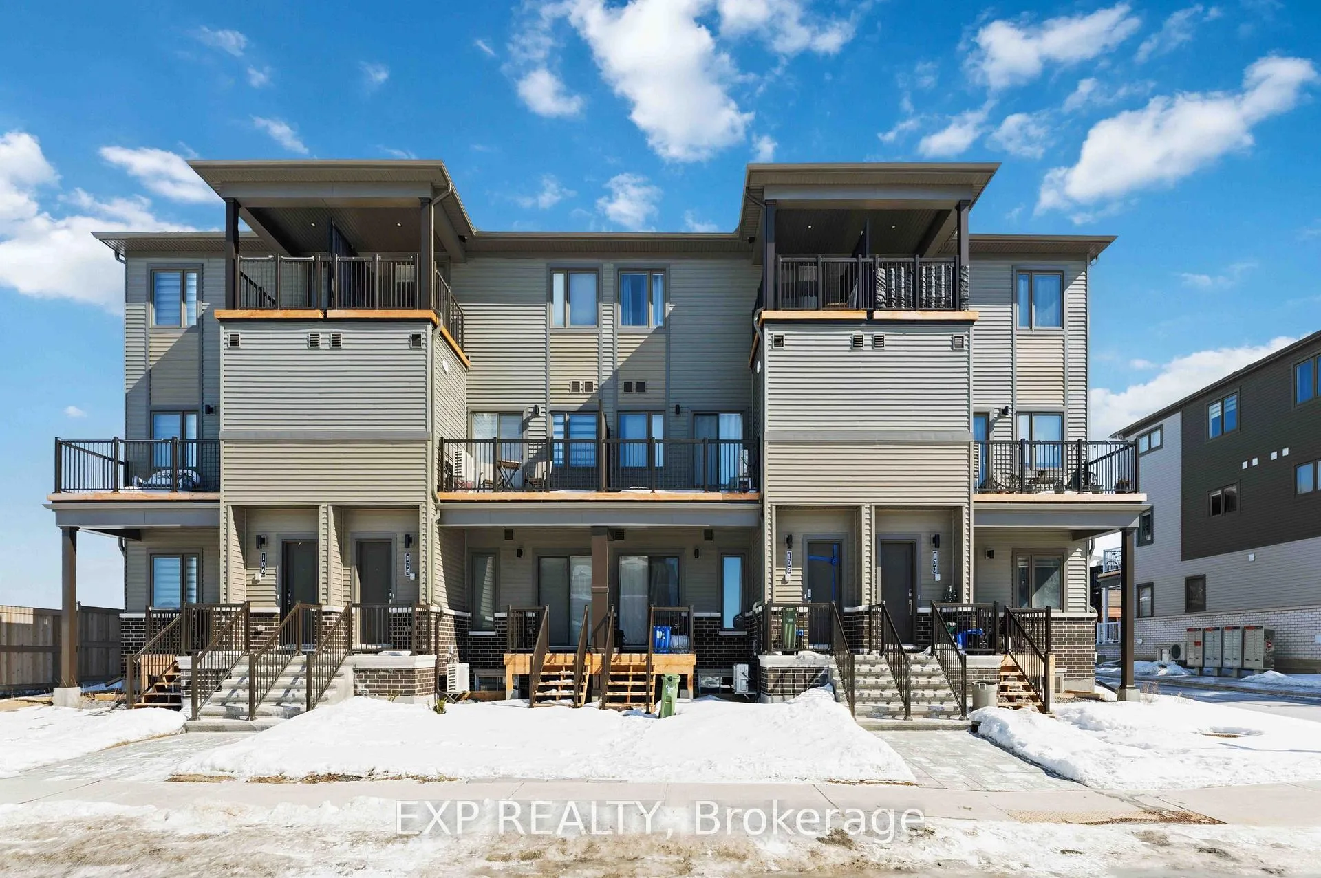 Photo 46 of 116 Parnian Private, Ottawa, Barrhaven - Half Moon Bay — HOMEH