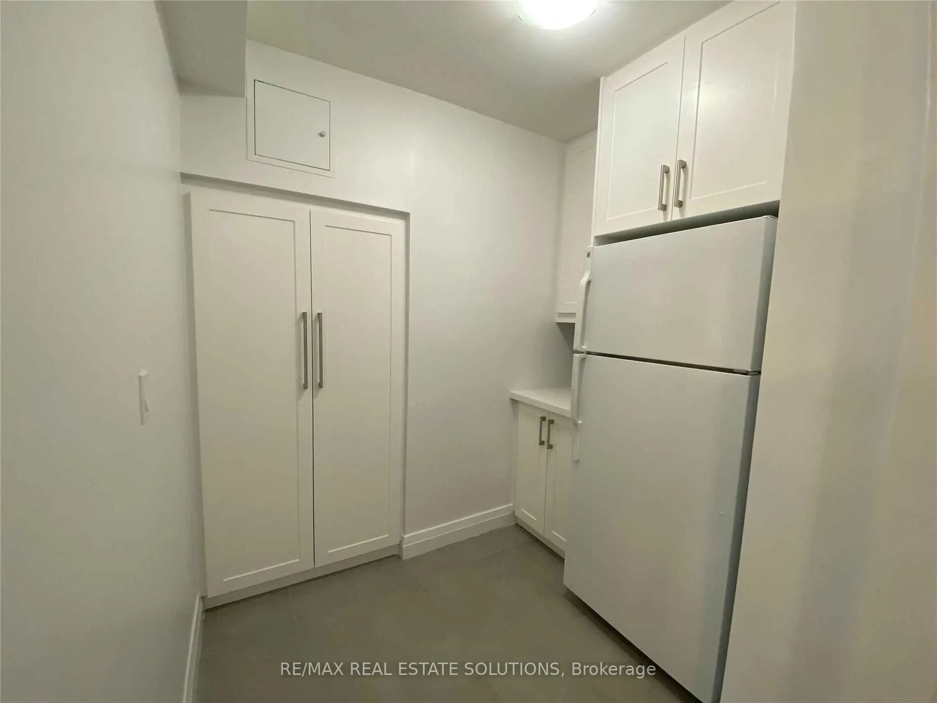 Photo 9 of Unit 2, 5 Warwick Avenue, Toronto, Humewood-Cedarvale — HOMEH