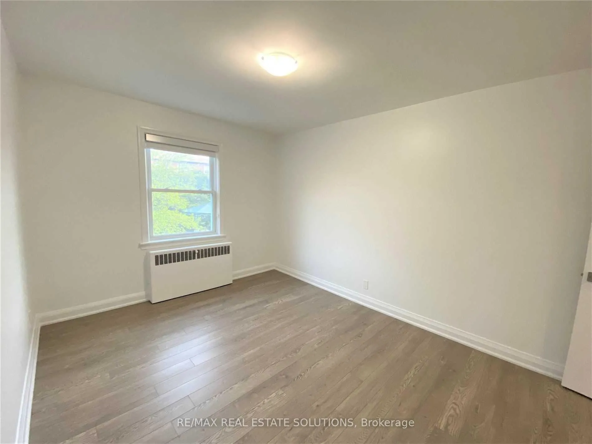 Photo 11 of Unit 2, 5 Warwick Avenue, Toronto, Humewood-Cedarvale — HOMEH