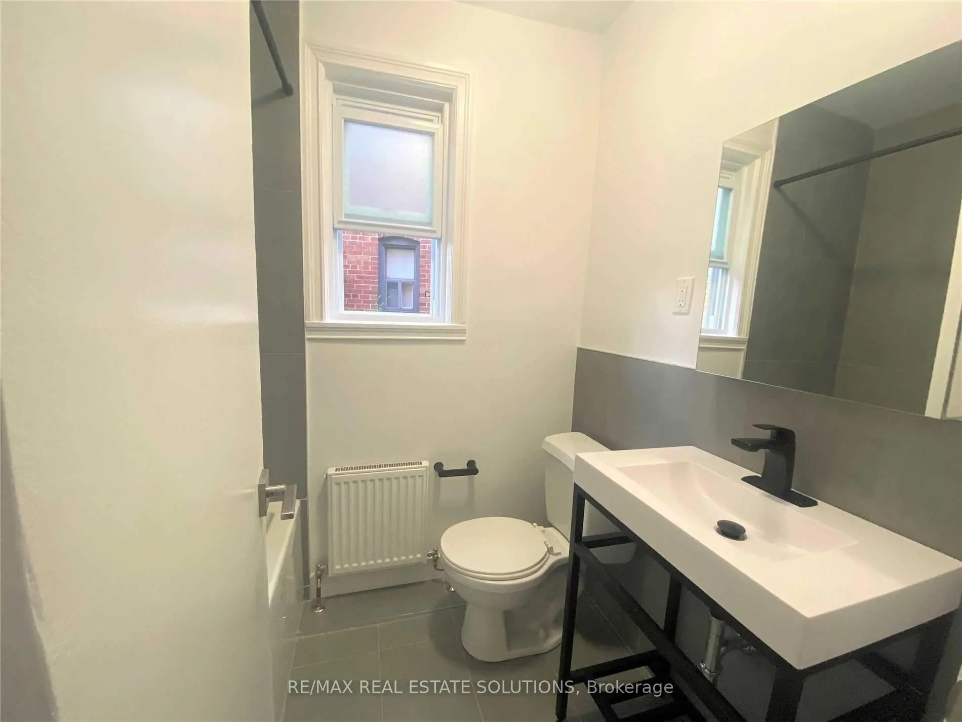 Photo 15 of Unit 2, 5 Warwick Avenue, Toronto, Humewood-Cedarvale — HOMEH