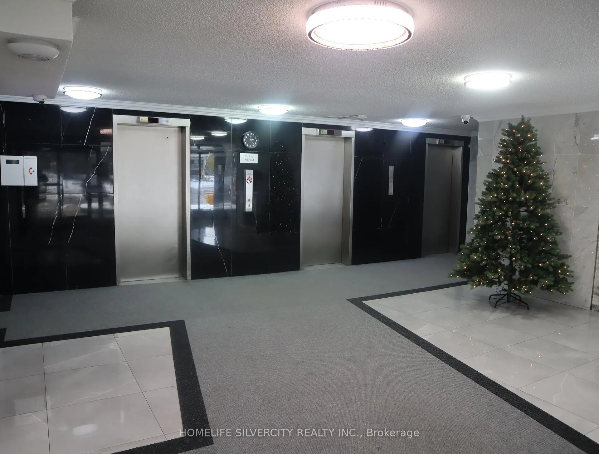 Photo 2 of Unit 2009, 4 Kings Cross Road, Brampton, Queen Street Corridor — HOMEH