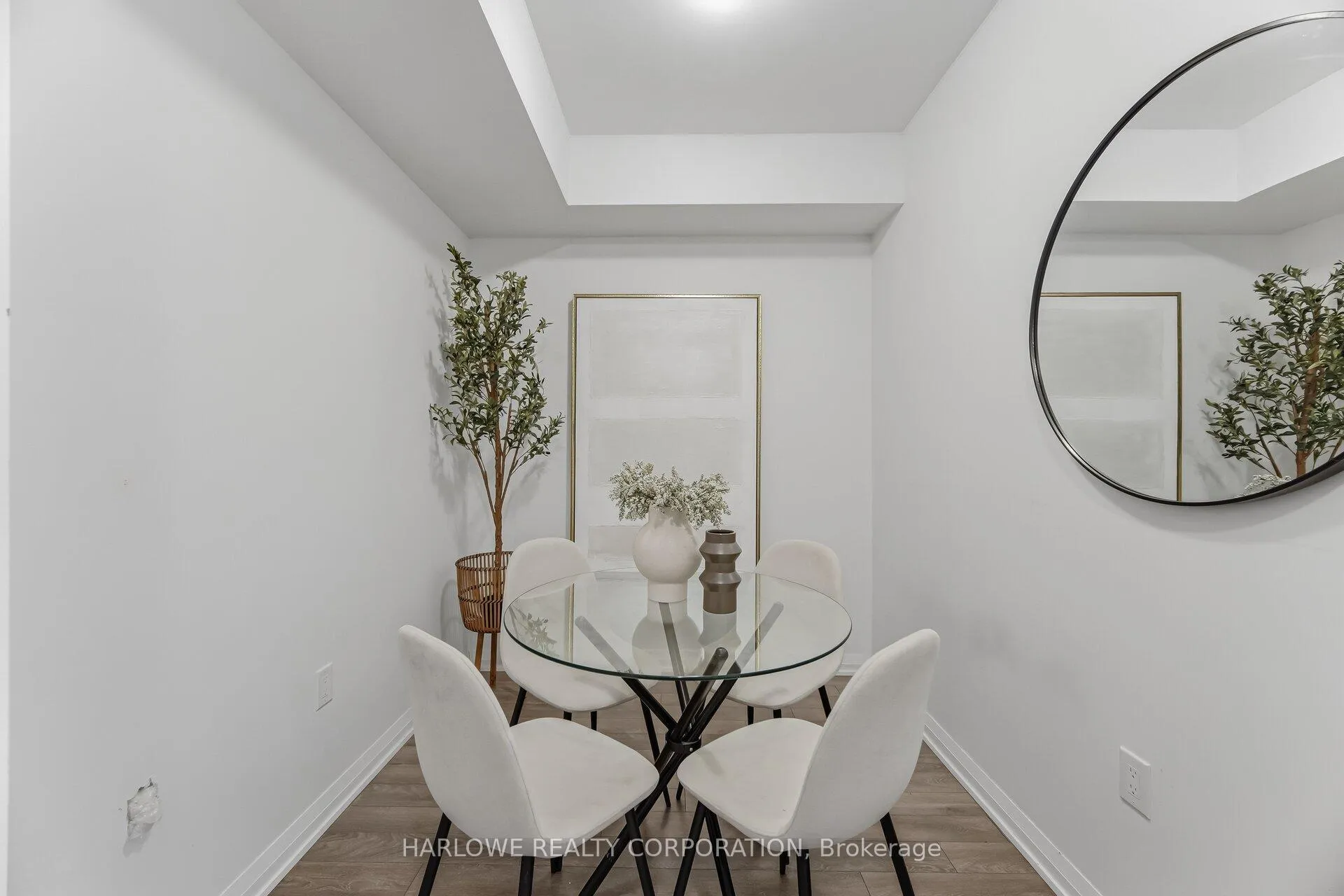 Photo 11 of Unit 720, 99 Eagle Rock Way, Vaughan, Rural Vaughan — HOMEH