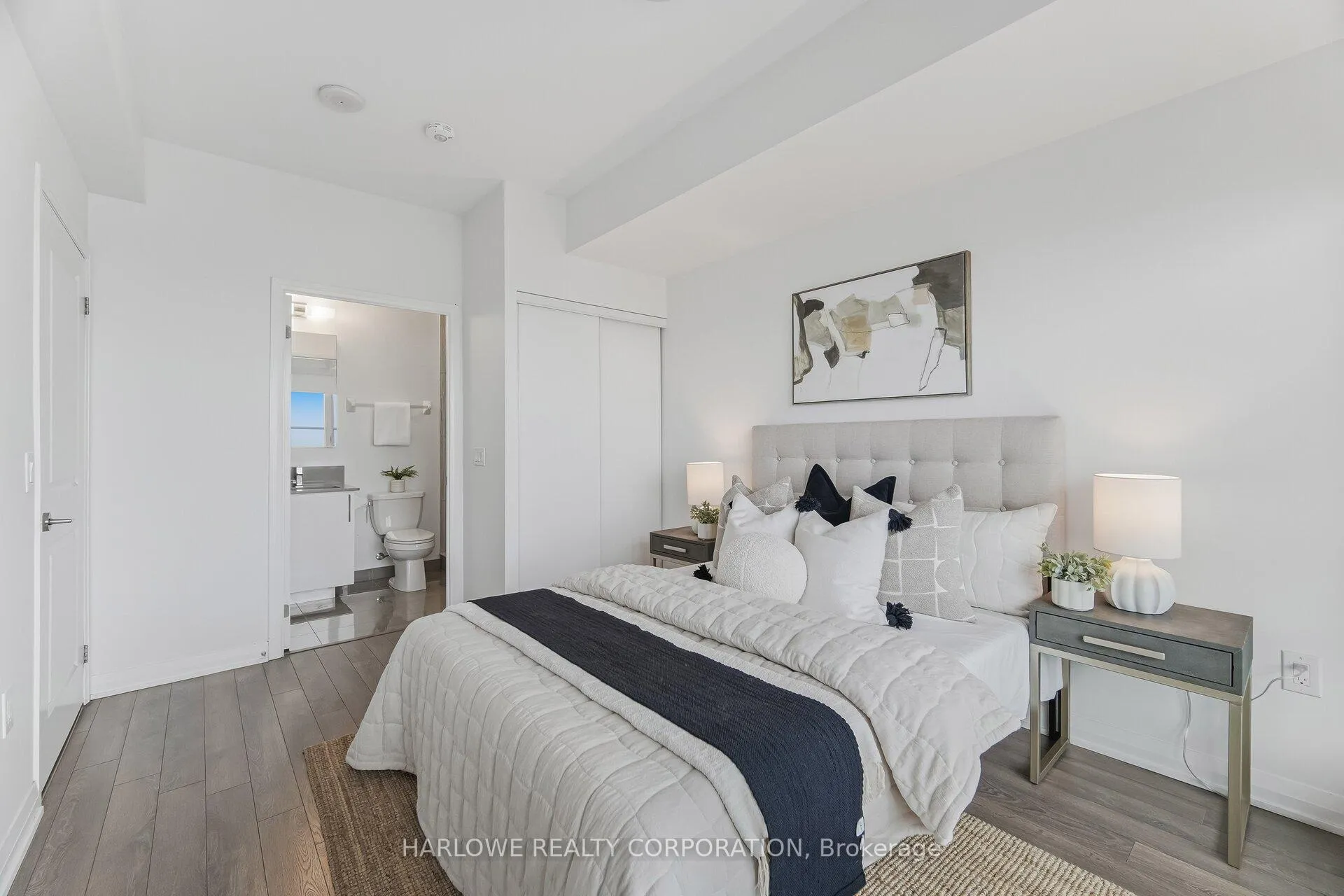 Photo 25 of Unit 720, 99 Eagle Rock Way, Vaughan, Rural Vaughan — HOMEH