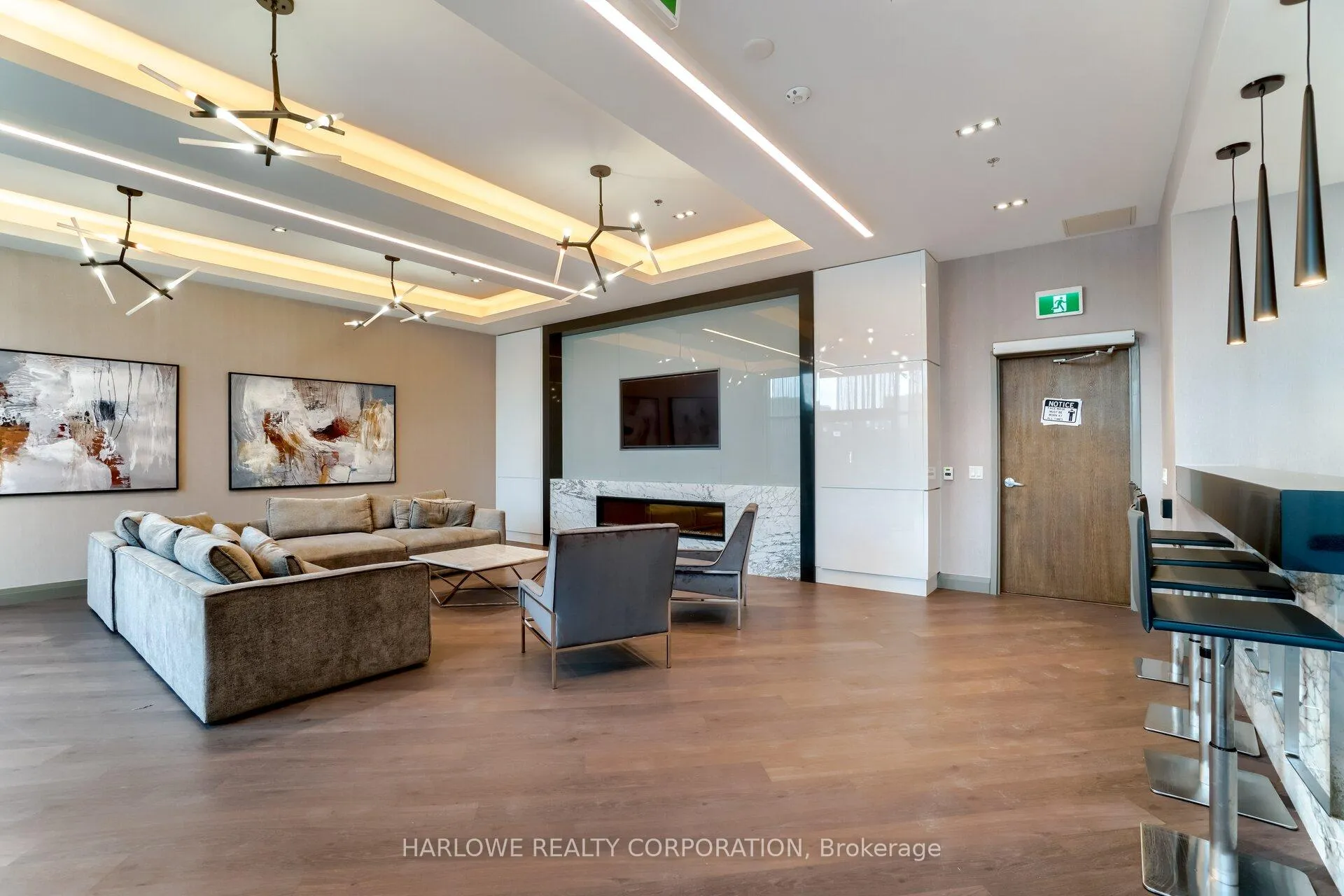 Photo 34 of Unit 720, 99 Eagle Rock Way, Vaughan, Rural Vaughan — HOMEH