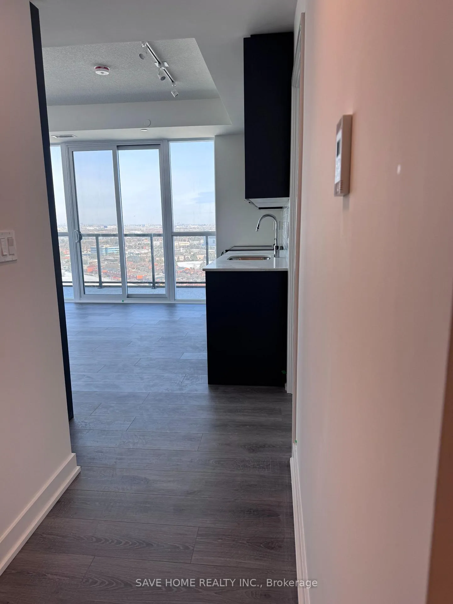 Photo 5 of Unit 1903, 225 Malta Avenue S, Brampton, Fletcher's Creek South — HOMEH