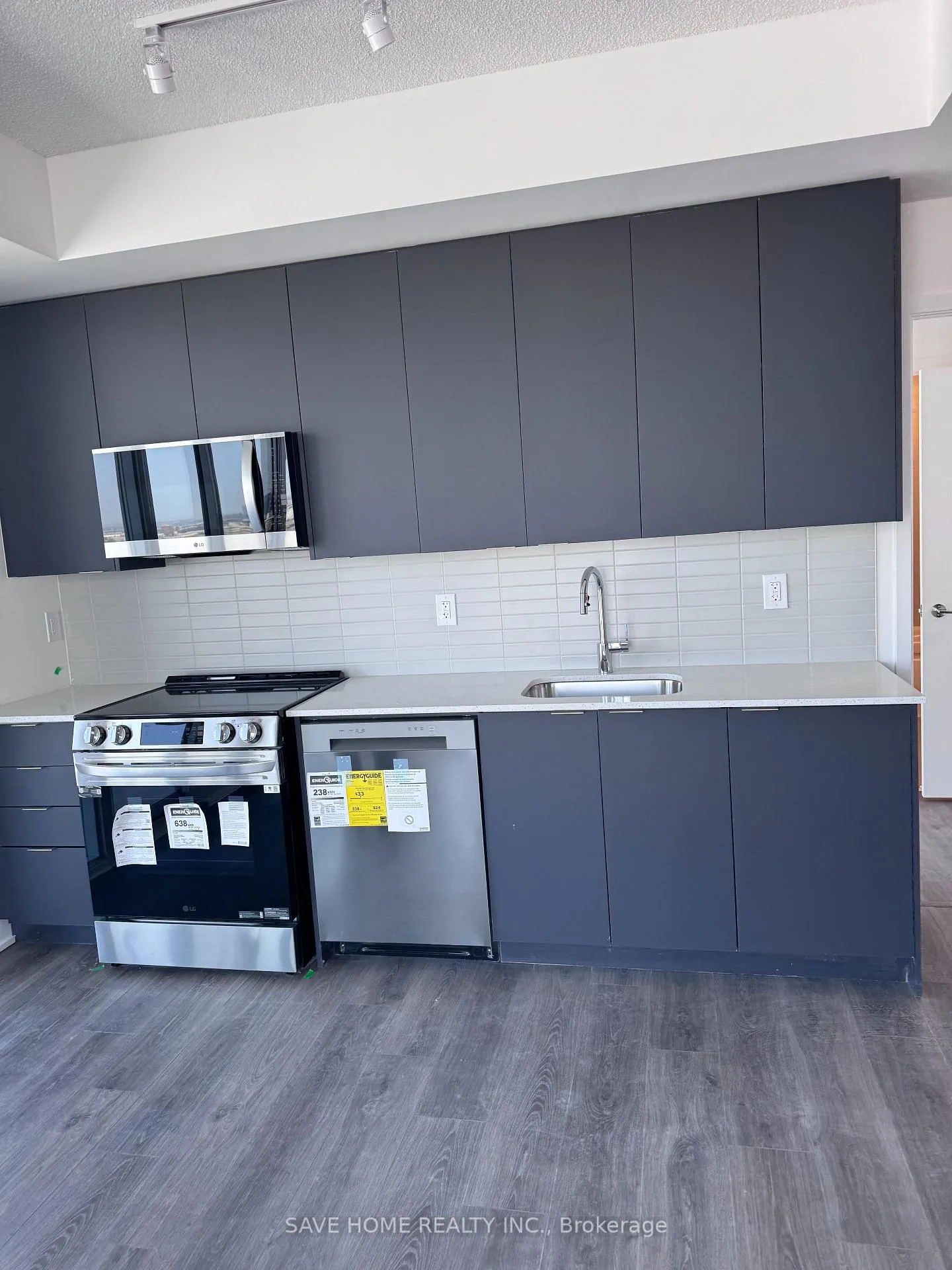 Photo 9 of Unit 1903, 225 Malta Avenue S, Brampton, Fletcher's Creek South — HOMEH