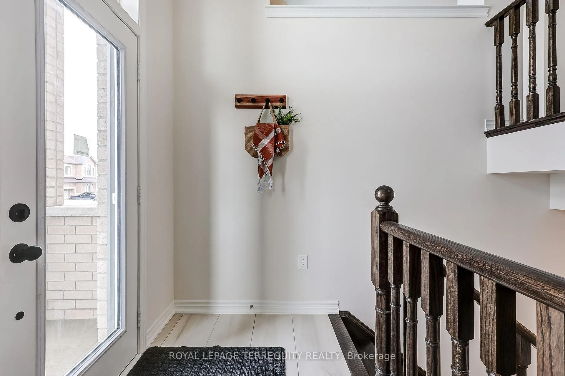 Photo 6 of 1226 Talisman Manor, Pickering, Rural Pickering — HOMEH