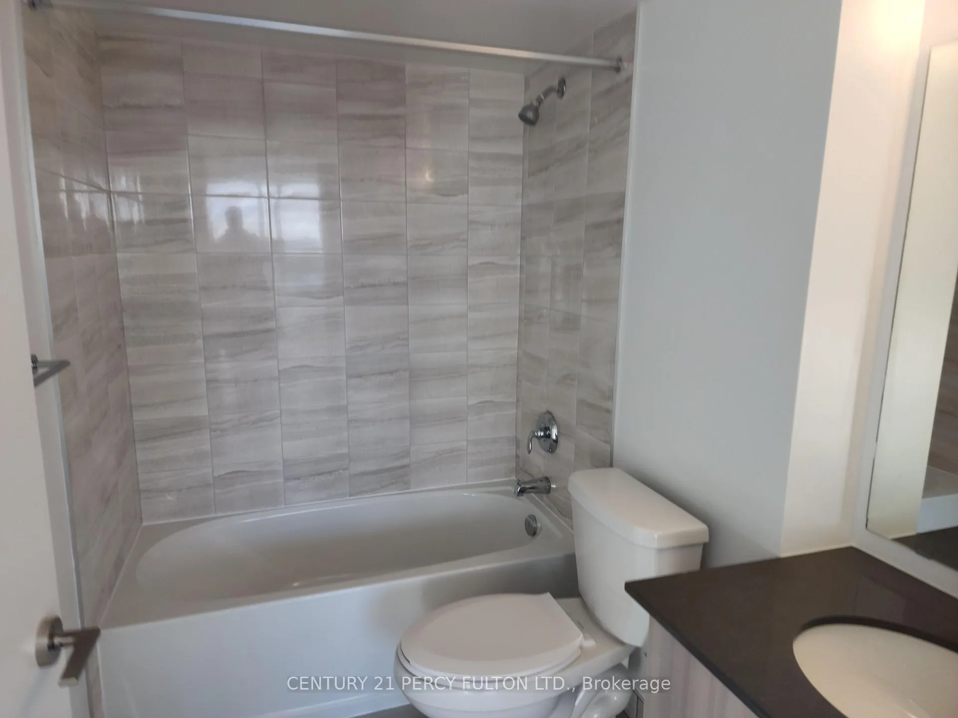 Photo 13 of Unit 1412, 1435 Celebration Drive, Pickering, Bay Ridges — HOMEH