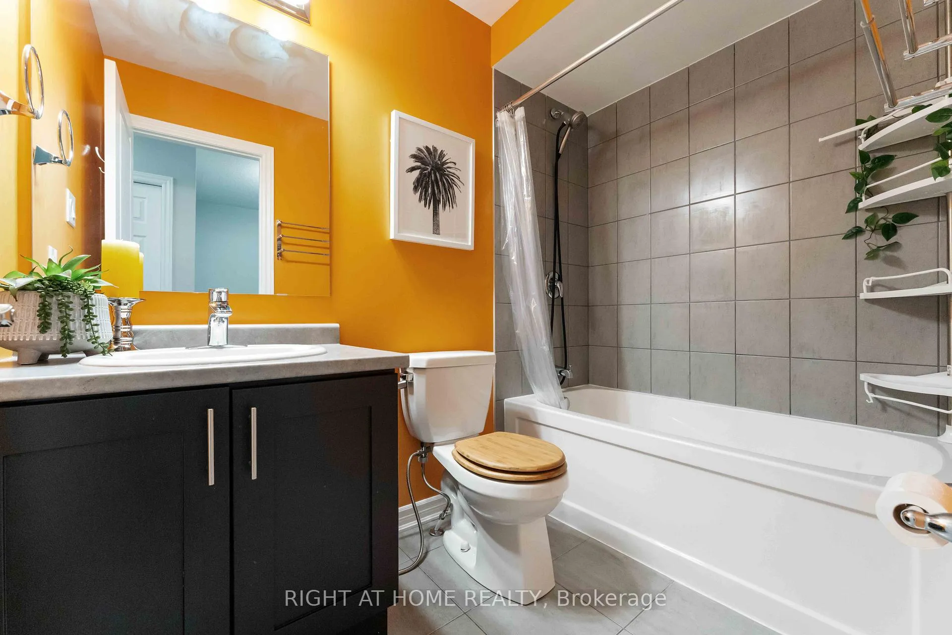 Photo 14 of 118 Helenium Lane, Ottawa, Avalon West — HOMEH