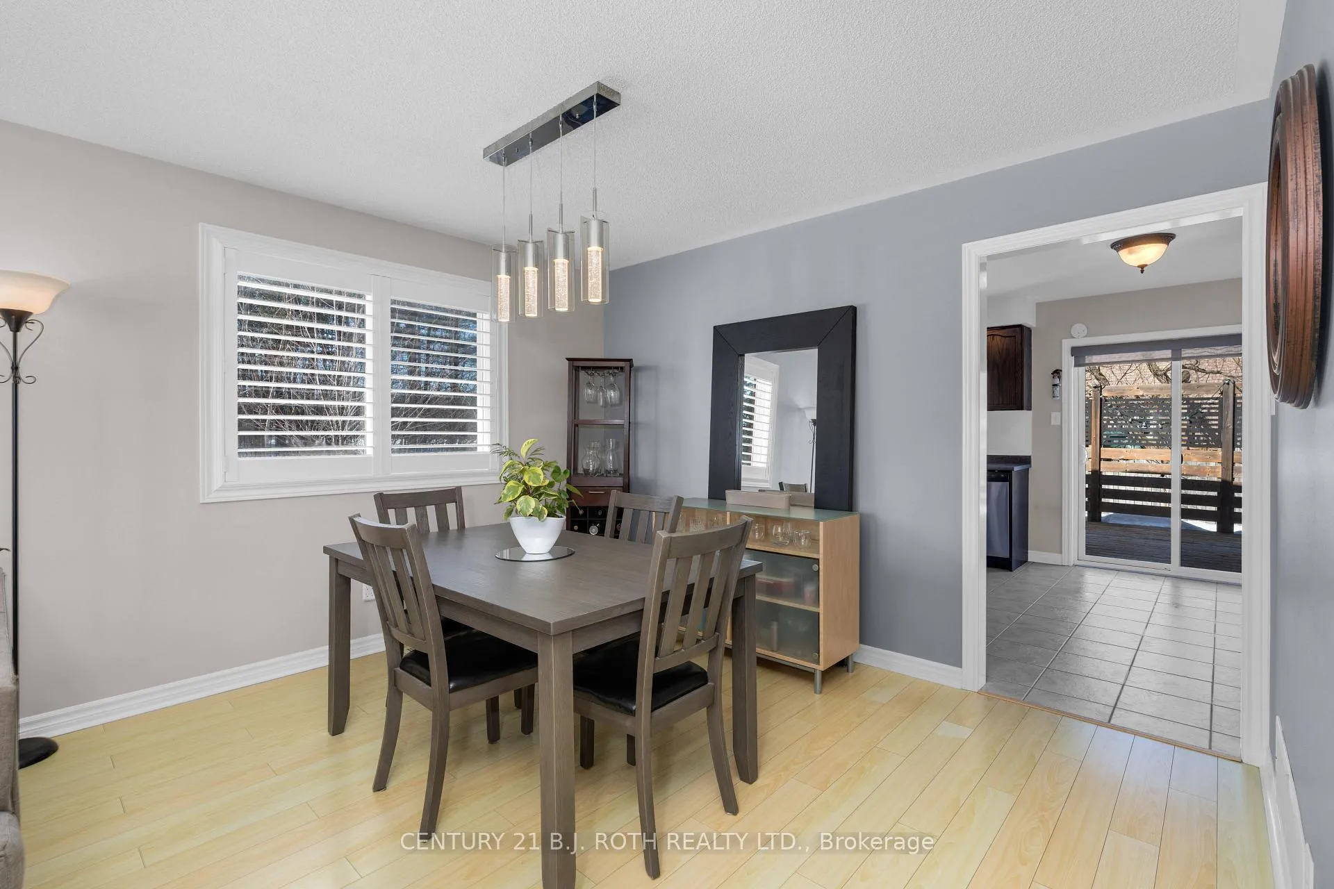 Photo 10 of 63 Kenwell Crescent, Barrie, Holly — HOMEH