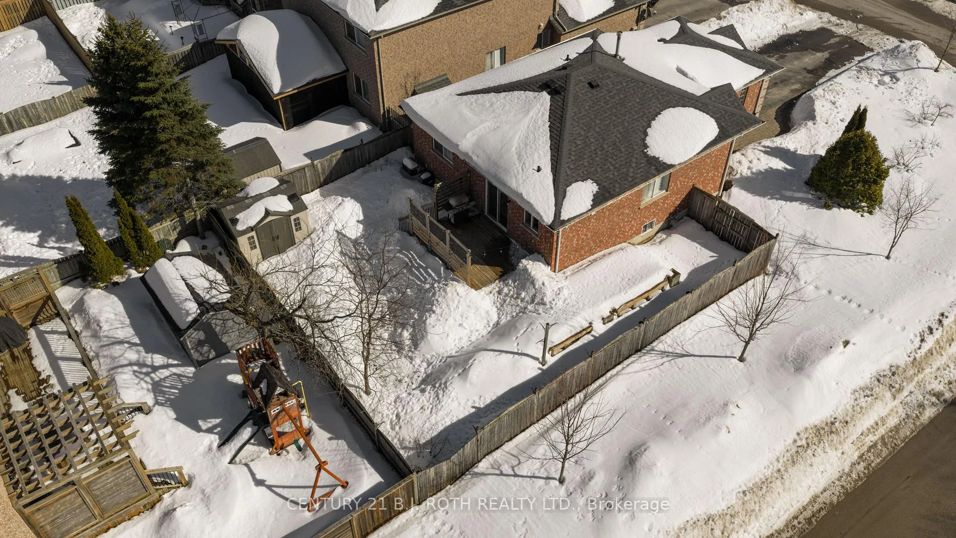 Photo 36 of 63 Kenwell Crescent, Barrie, Holly — HOMEH