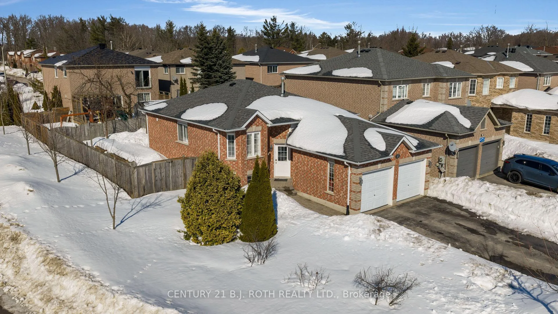 Photo 39 of 63 Kenwell Crescent, Barrie, Holly — HOMEH