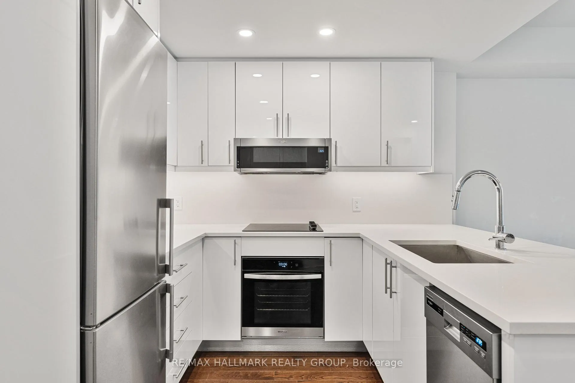 Photo 3 of Unit 409, 180 George Street, Ottawa, Lower Town/Byward Market — HOMEH