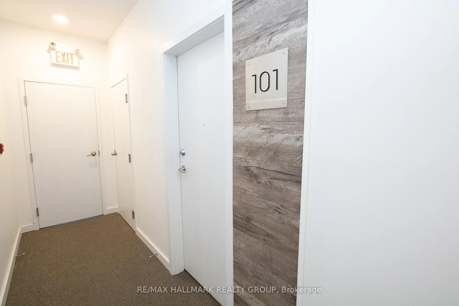 Photo 4 of Unit 101, 1308 Thames Street, Ottawa, Carlington — HOMEH