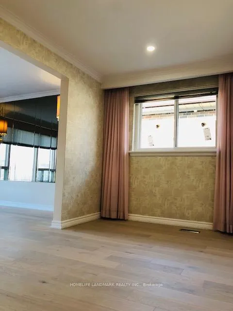 Photo 12 of Unit Main, 23 Gatesgill Crescent, North York, Downsview-Roding-CFB — HOMEH