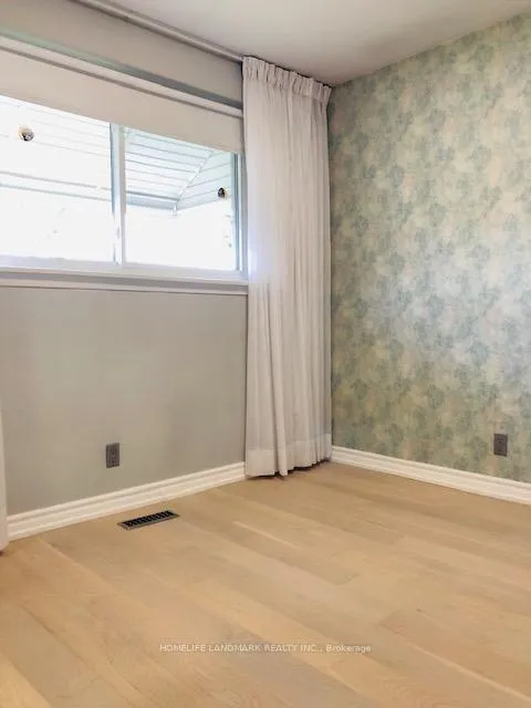 Photo 17 of Unit Main, 23 Gatesgill Crescent, North York, Downsview-Roding-CFB — HOMEH