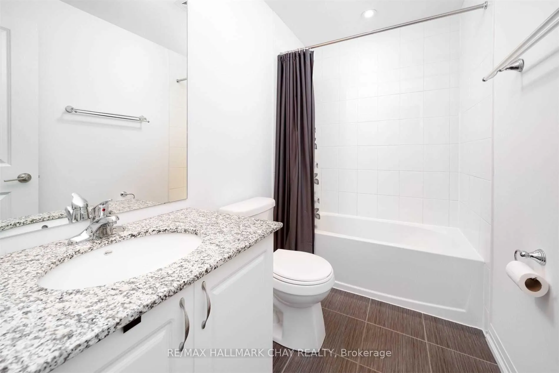 Photo 8 of Unit 403, 304 Essa Road, Barrie, 400 West — HOMEH