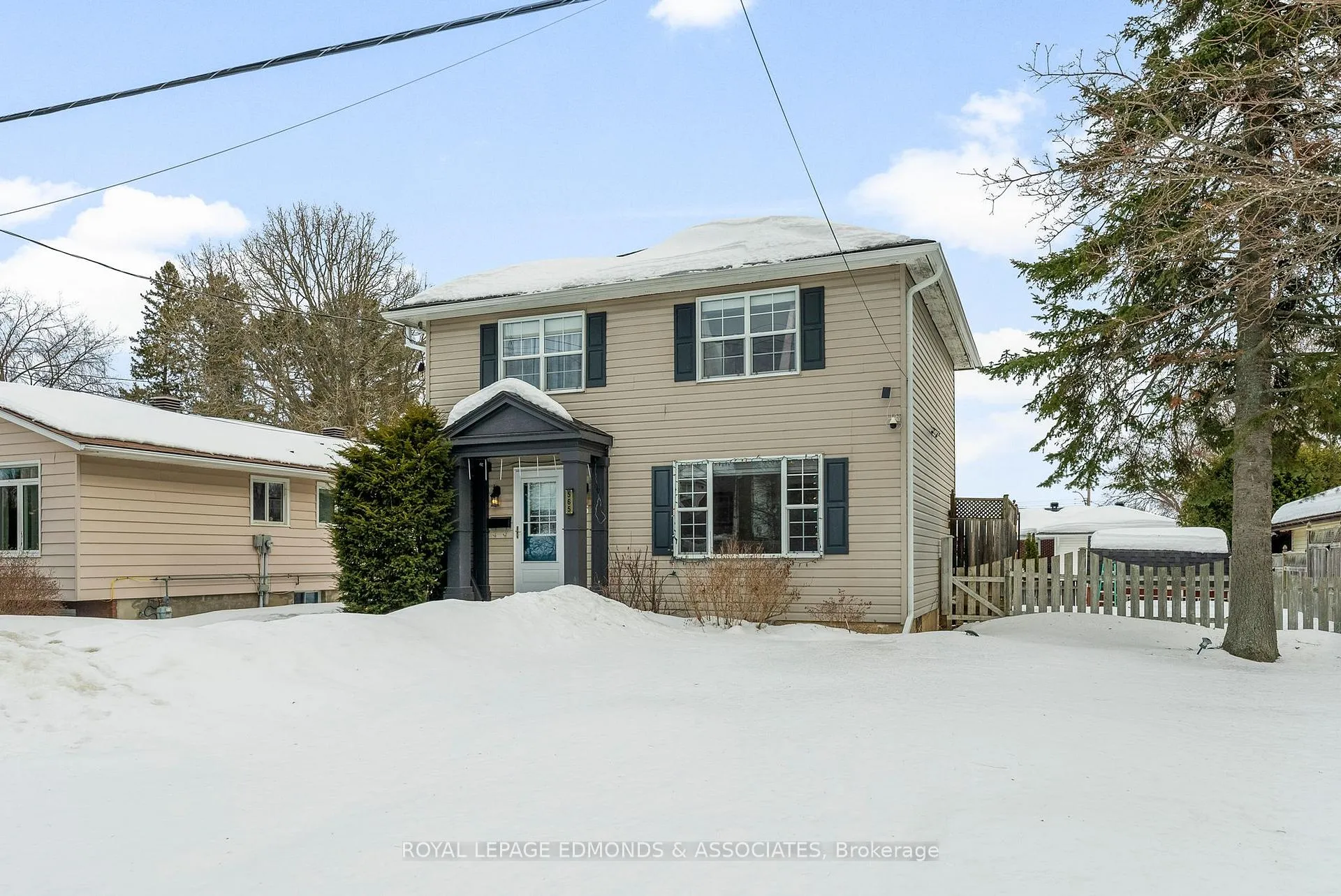 Photo 5 of 565 Elizabeth Street, Pembroke — HOMEH