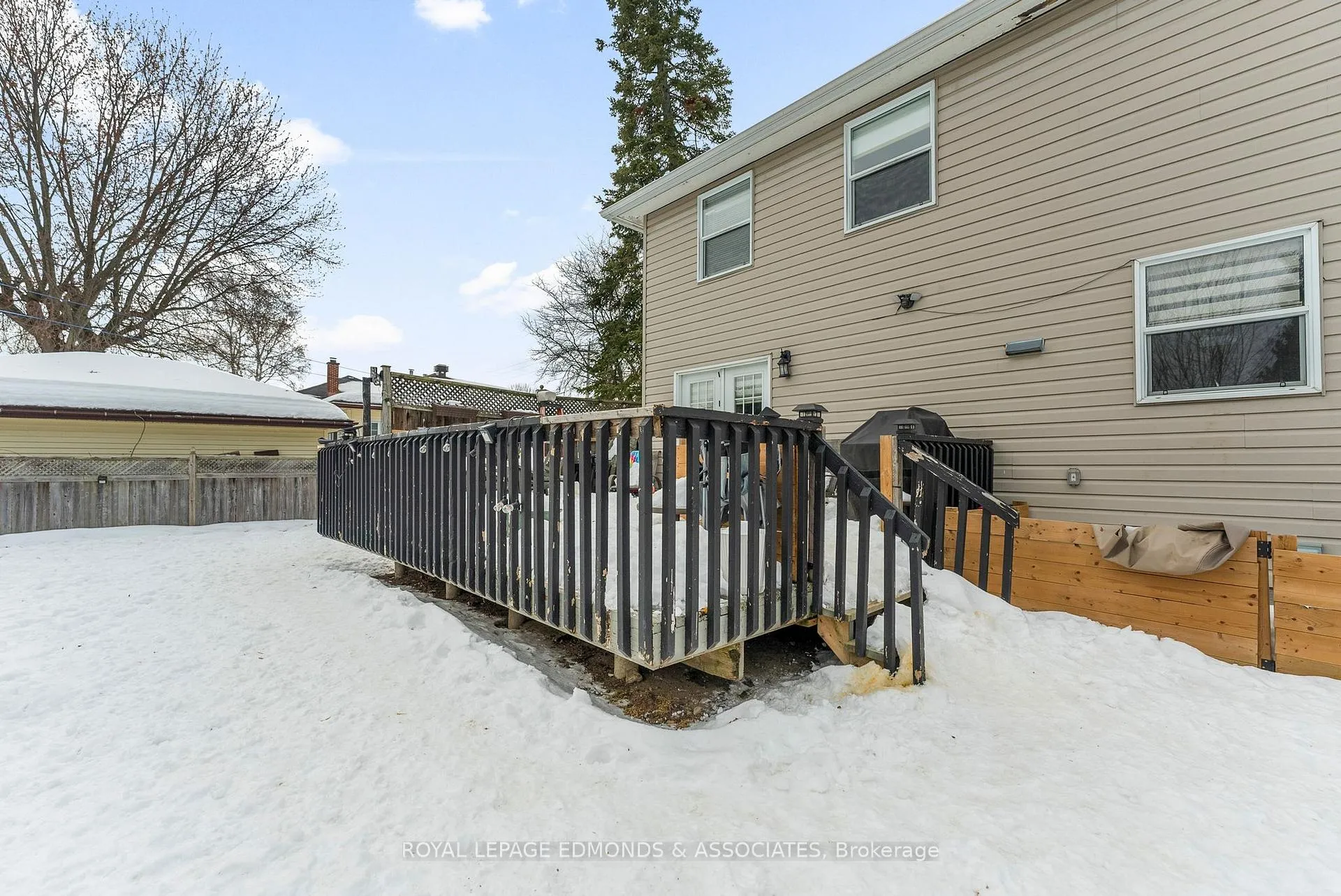 Photo 37 of 565 Elizabeth Street, Pembroke — HOMEH