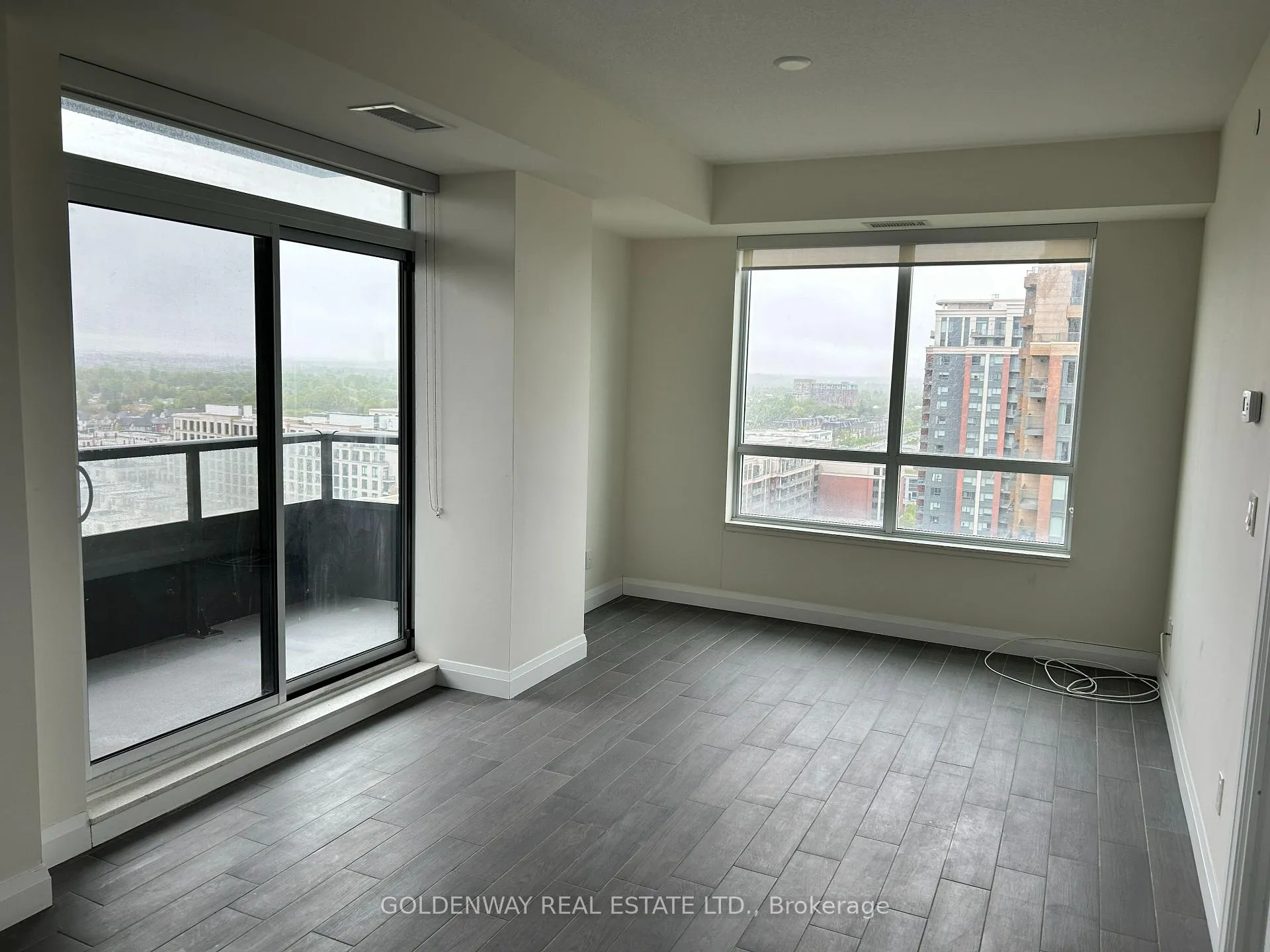 Photo 4 of Unit 1802, 15 Water Walk Drive, Markham, Unionville — HOMEH