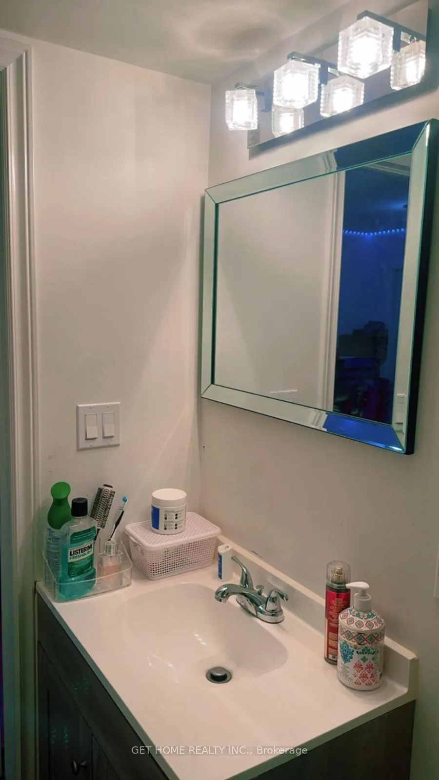 Photo 15 of Unit Bsmt, 12 Snowdrop Crescent, Kitchener — HOMEH