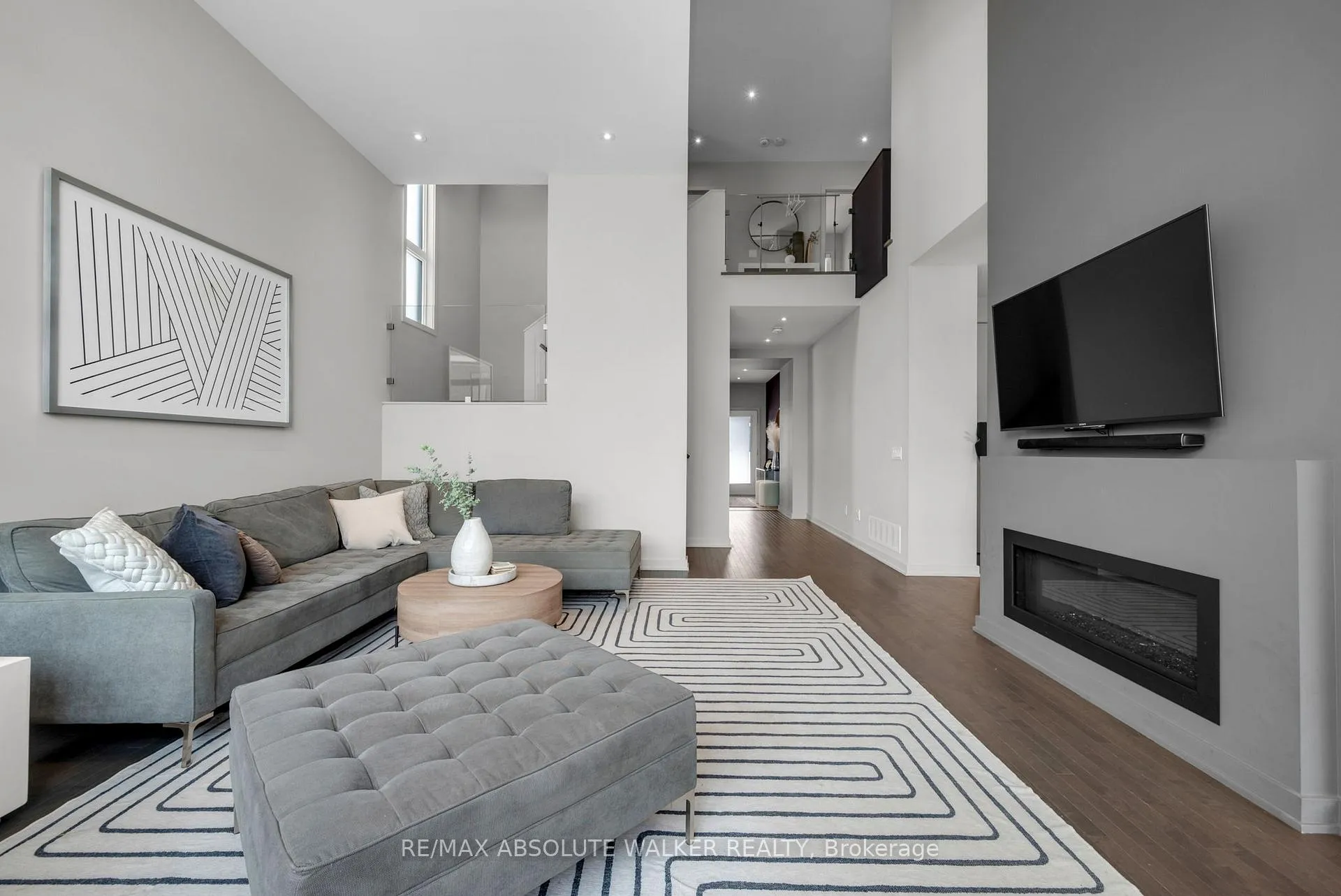 Photo 9 of 149 Stonemeadow Drive, Ottawa, Kanata - Bridlewood — HOMEH
