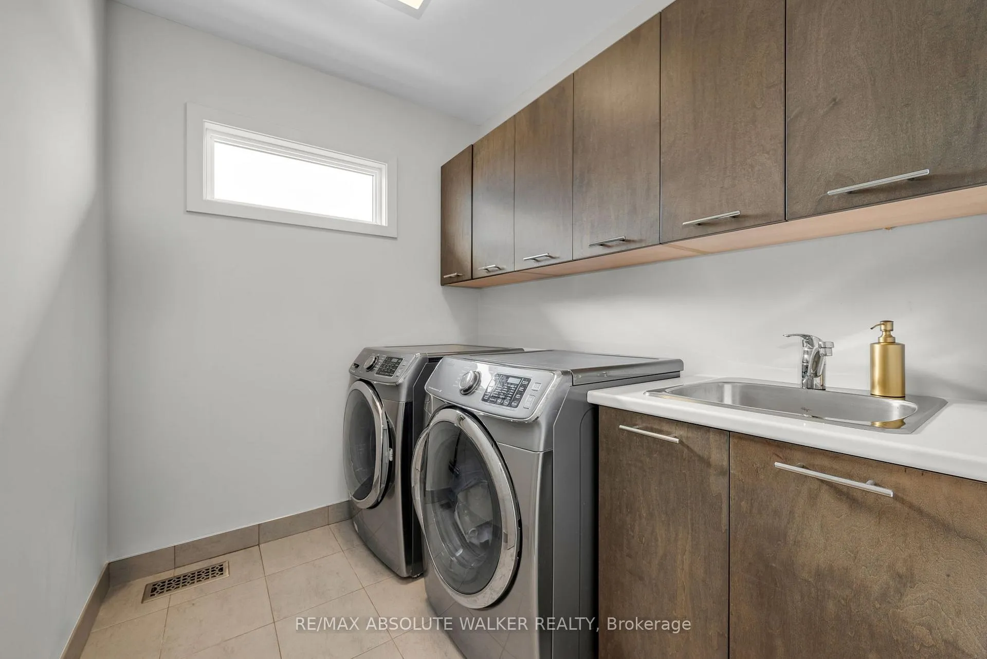 Photo 31 of 149 Stonemeadow Drive, Ottawa, Kanata - Bridlewood — HOMEH