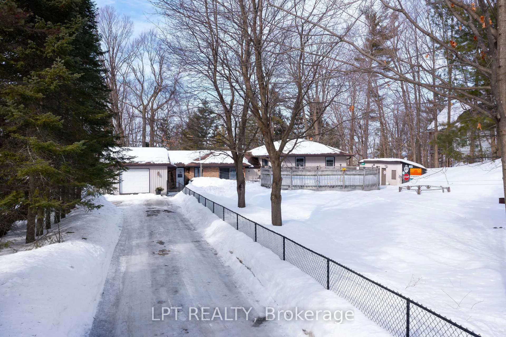 Photo 30 of 3923 Guest Road, Innisfil, Rural Innisfil — HOMEH