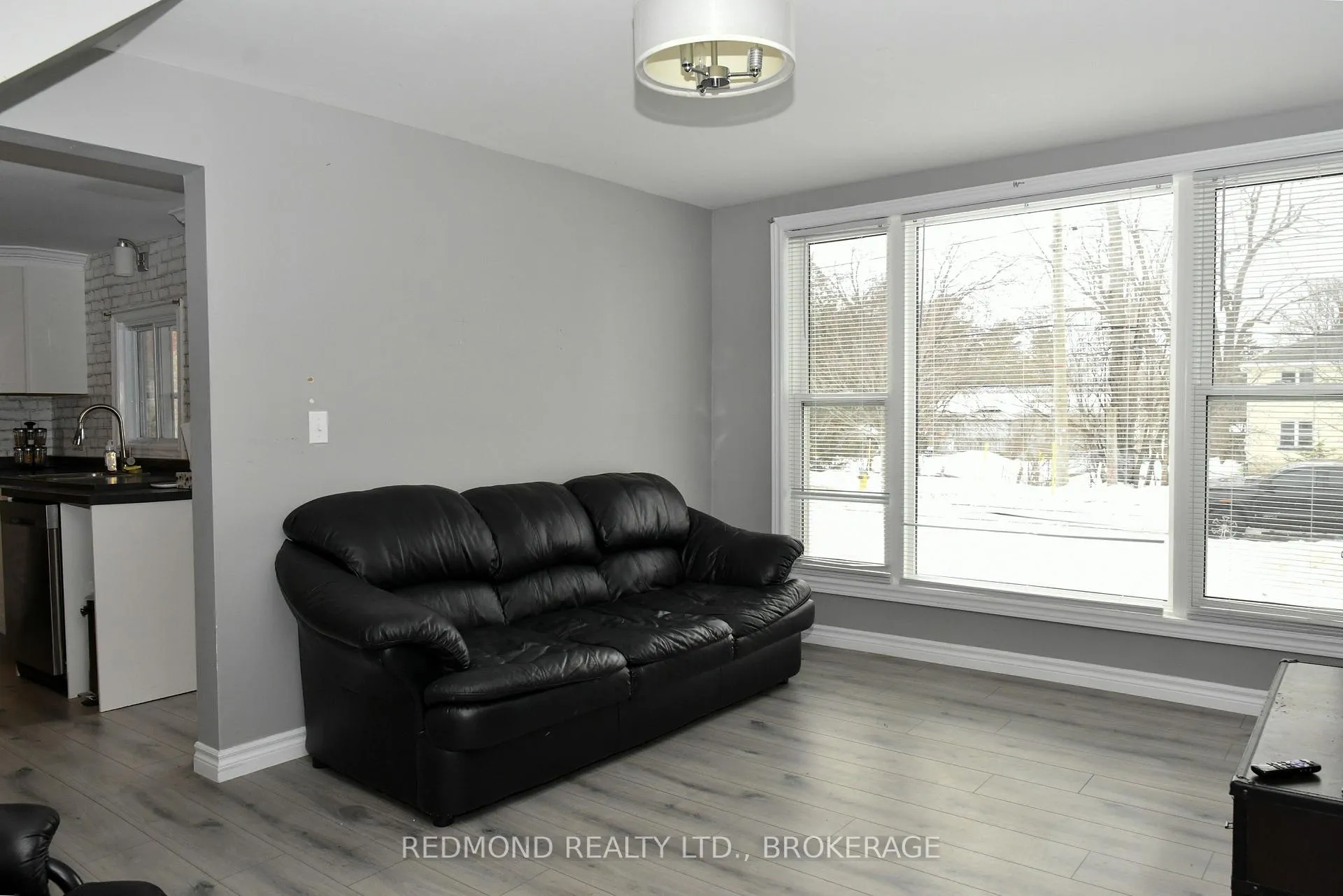 Photo 16 of 15 Osborne Street, Gananoque — HOMEH