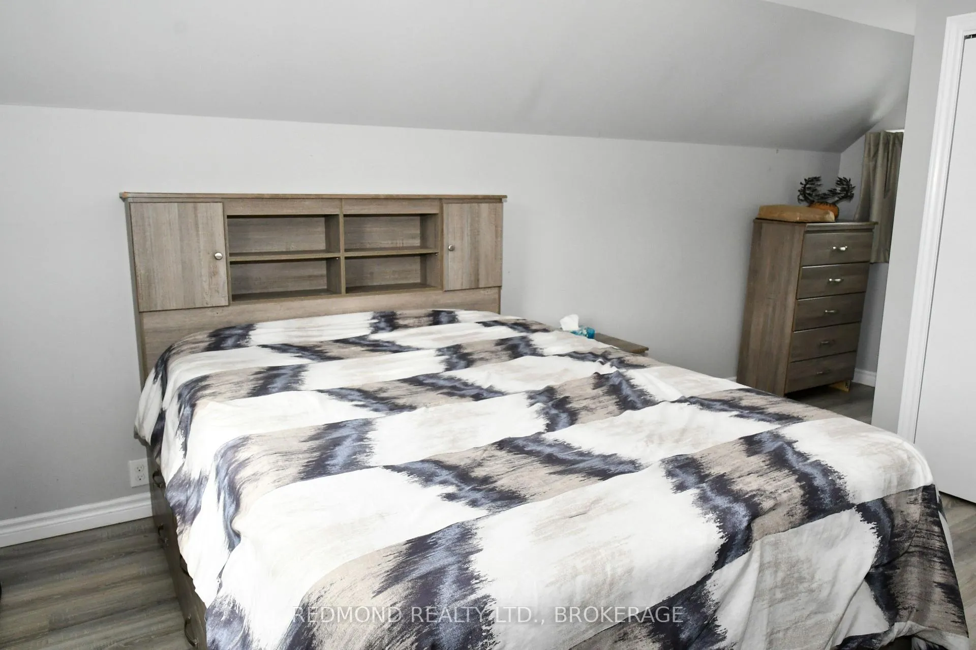 Photo 22 of 15 Osborne Street, Gananoque — HOMEH