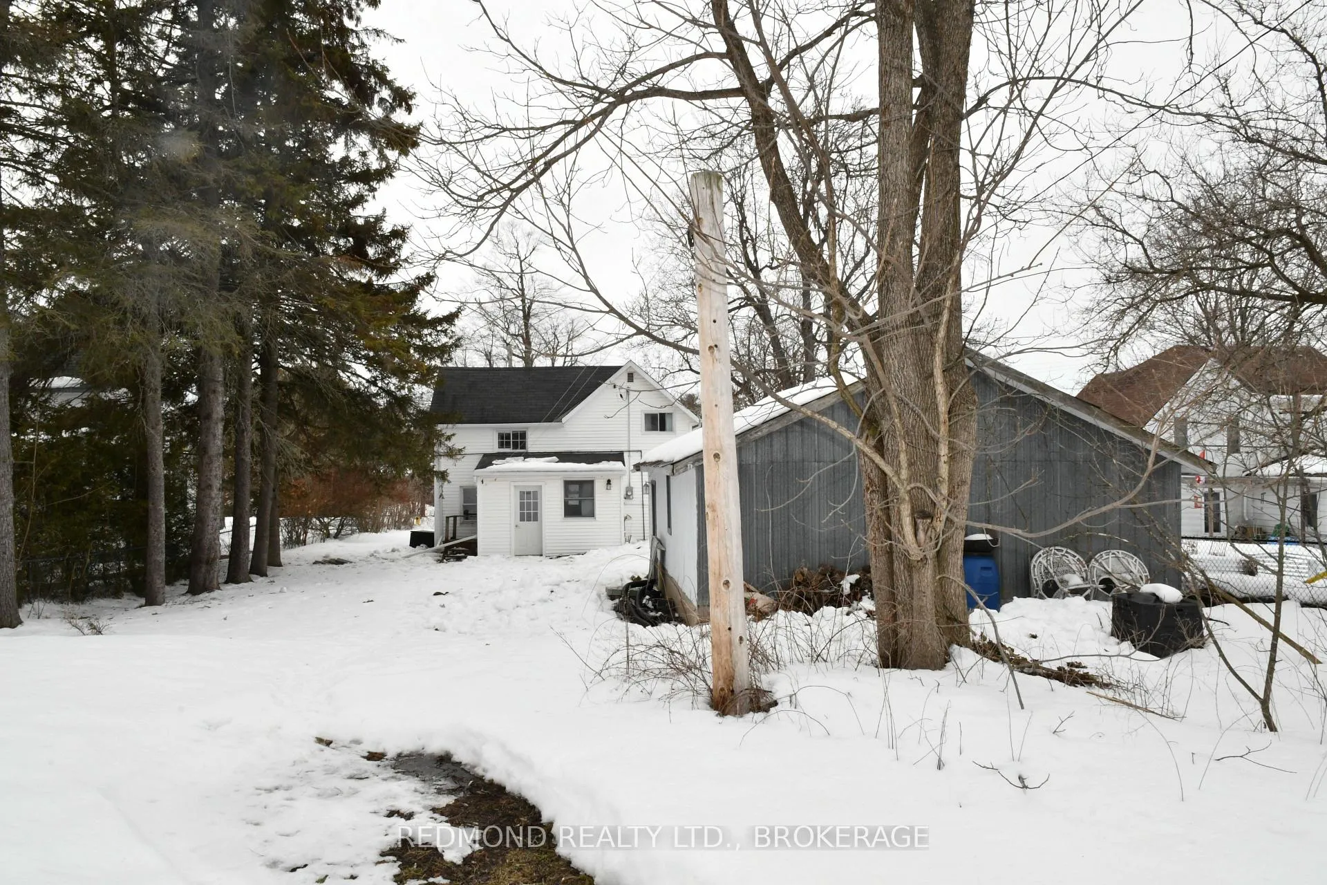 Photo 31 of 15 Osborne Street, Gananoque — HOMEH