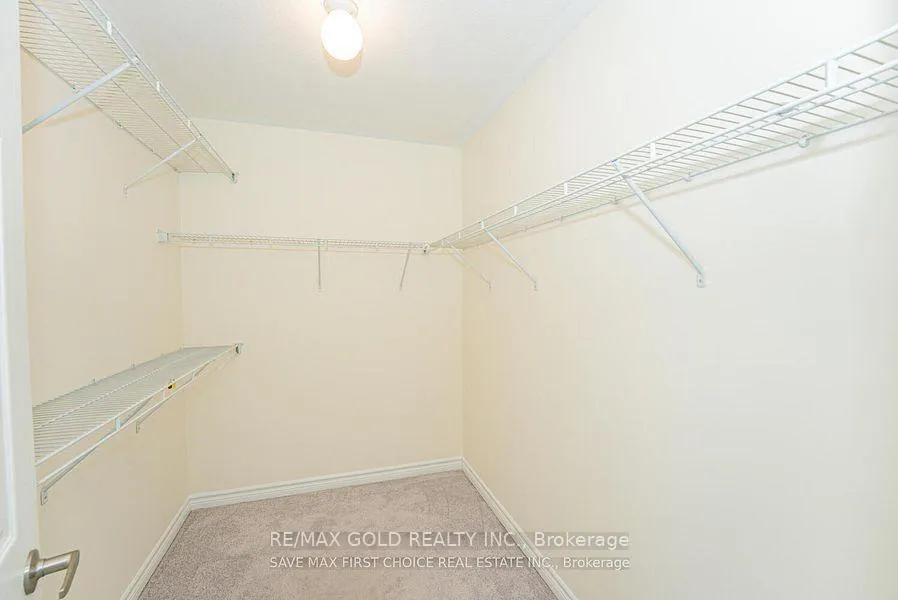Photo 21 of 138 Watermill Street, Kitchener — HOMEH