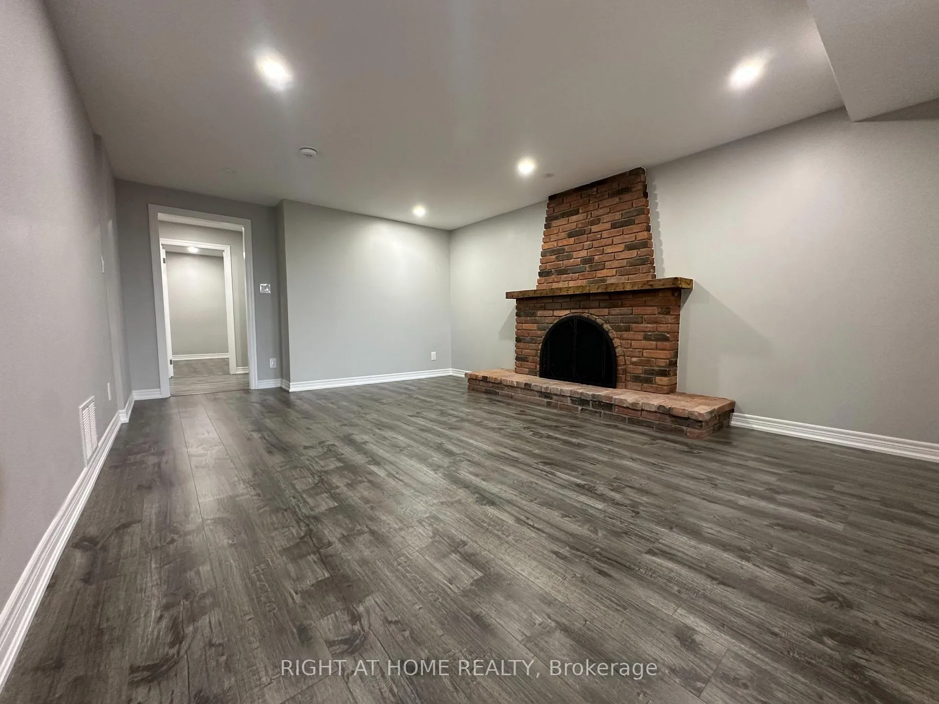 Photo 16 of 3252 Palmer Drive, Burlington, Palmer — HOMEH