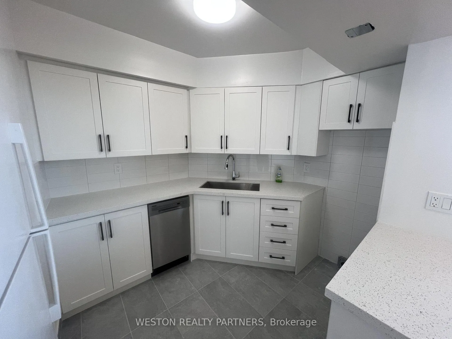 Photo 1 of Unit PH3, 171 Erskine Avenue, Toronto, Mount Pleasant West — HOMEH