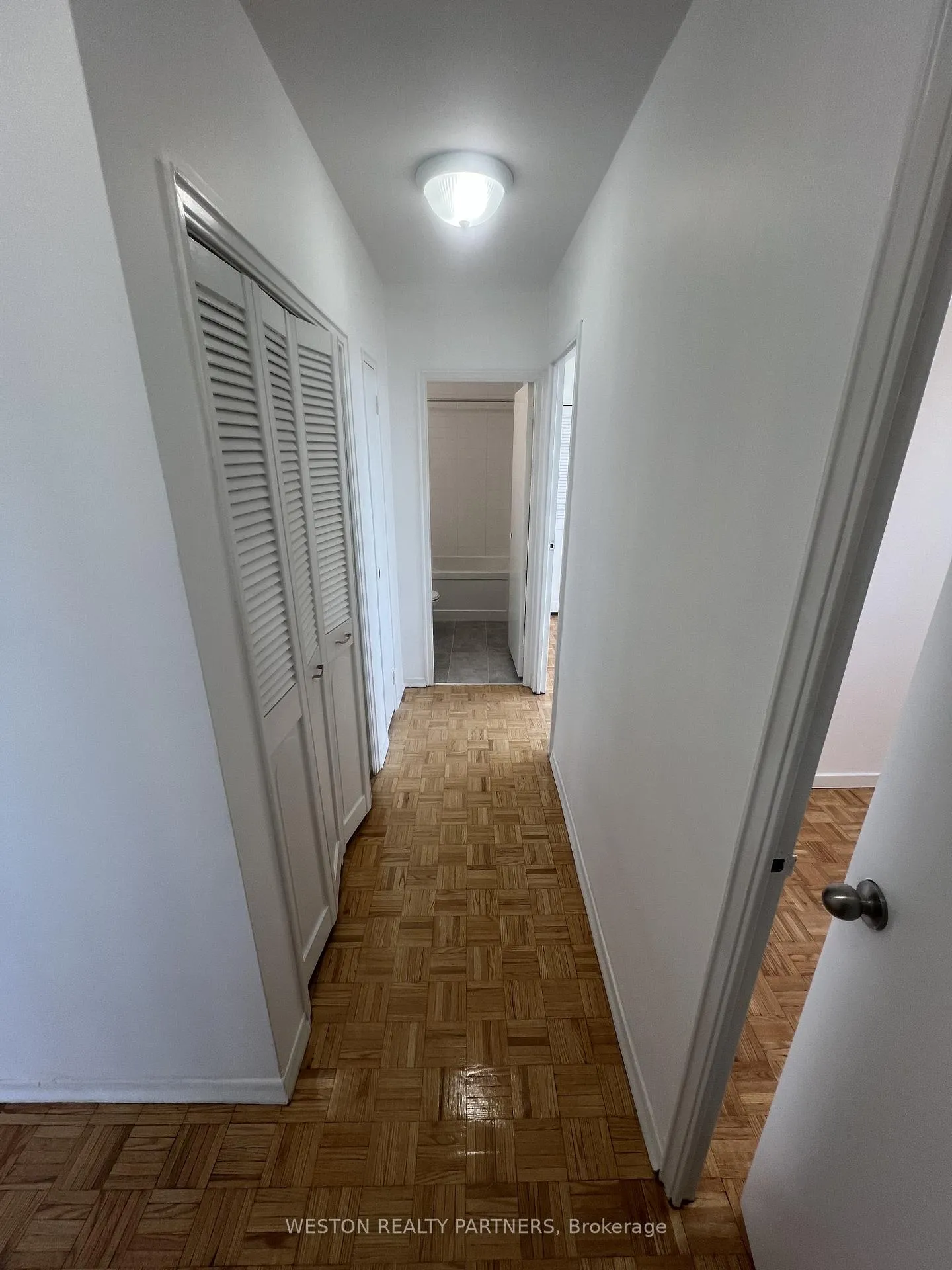 Photo 8 of Unit PH3, 171 Erskine Avenue, Toronto, Mount Pleasant West — HOMEH