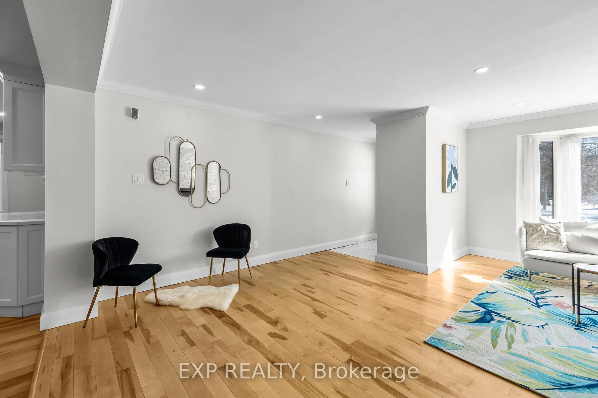 Photo 6 of 1377 Mcmahon Avenue, Ottawa, Emerald Woods/Sawmill Creek — HOMEH