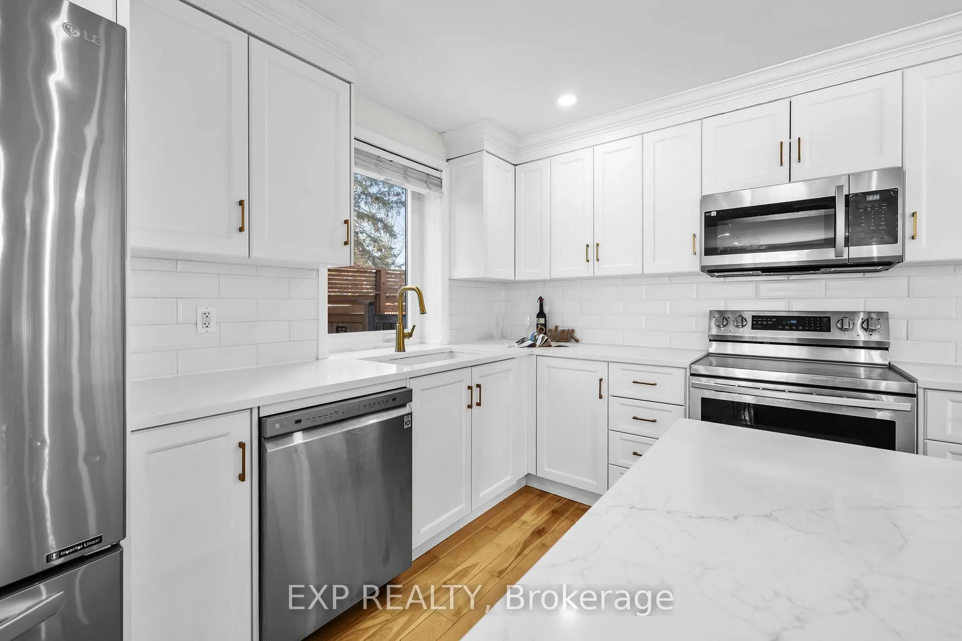 Photo 10 of 1377 Mcmahon Avenue, Ottawa, Emerald Woods/Sawmill Creek — HOMEH
