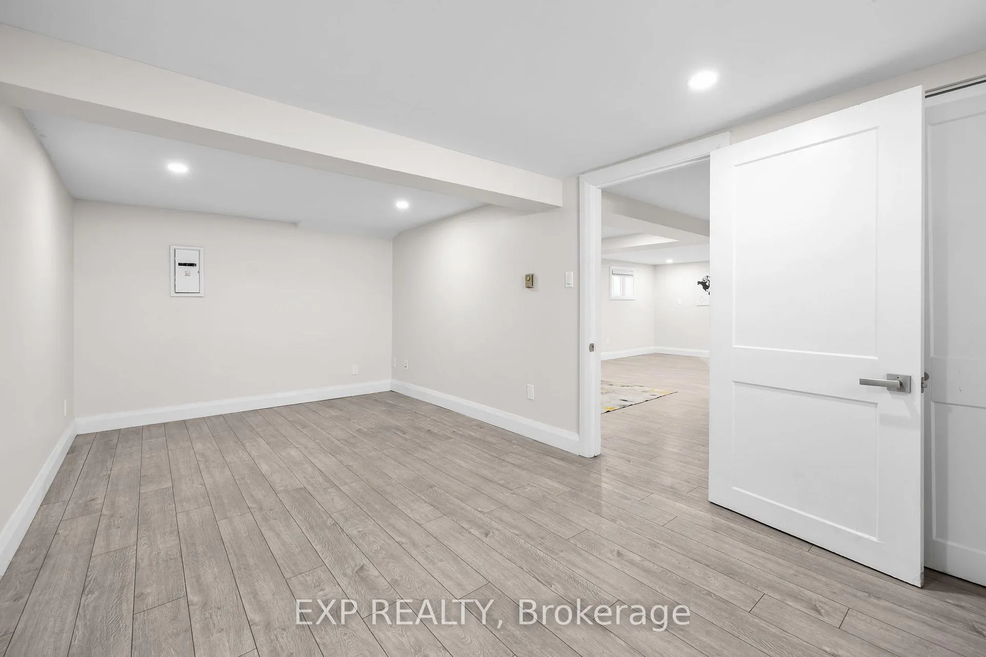 Photo 25 of 1377 Mcmahon Avenue, Ottawa, Emerald Woods/Sawmill Creek — HOMEH