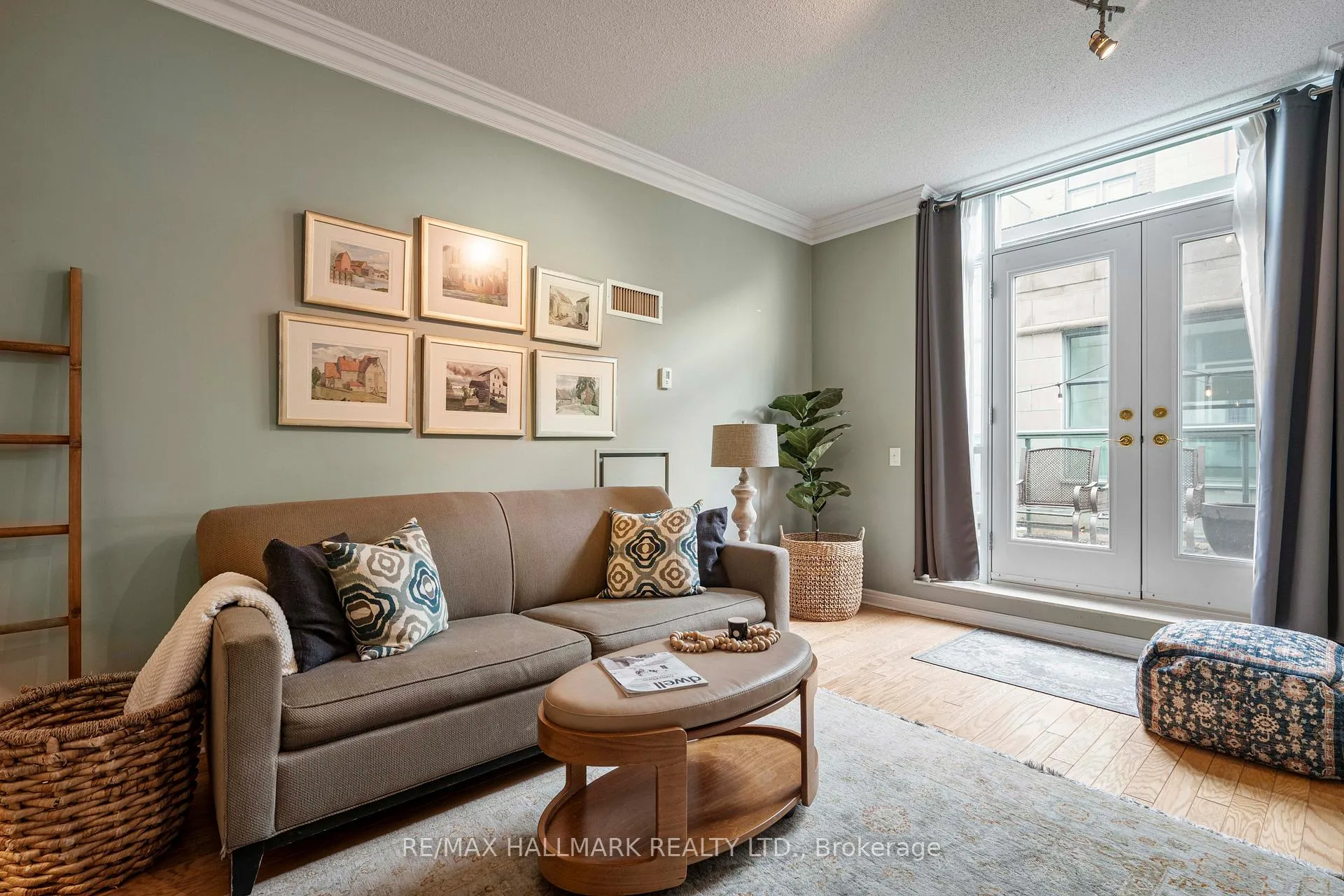 Photo 16 of Unit 224, 9 Boardwalk Drive, Toronto, The Beaches — HOMEH