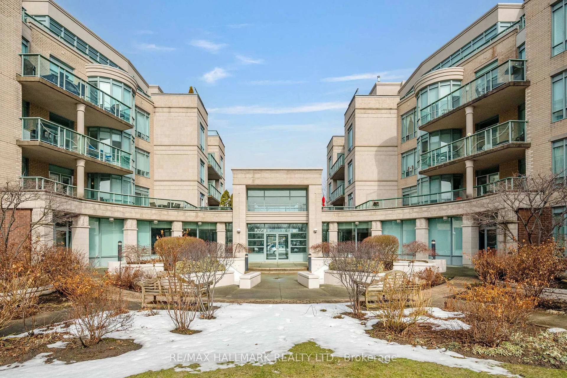 Photo 28 of Unit 224, 9 Boardwalk Drive, Toronto, The Beaches — HOMEH