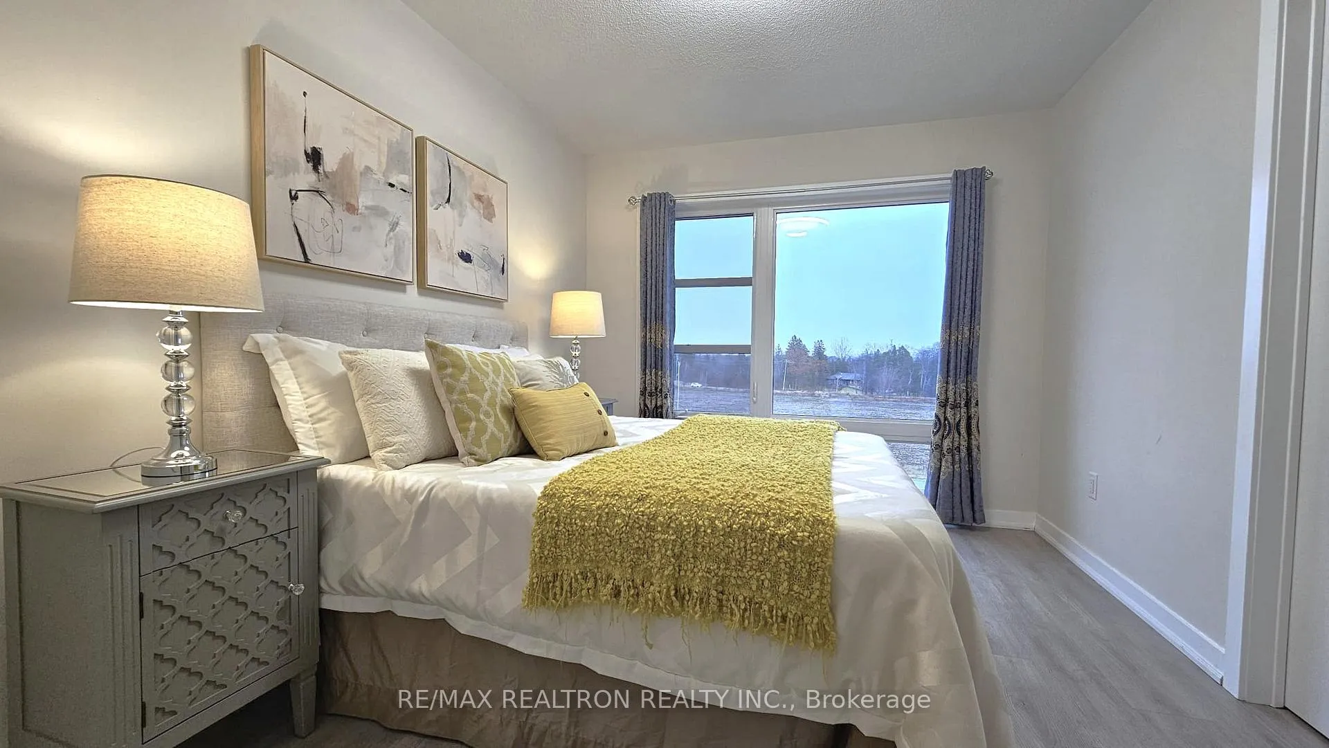 Photo 16 of 2202 Donald Cousens Parkway, Markham, Cornell — HOMEH