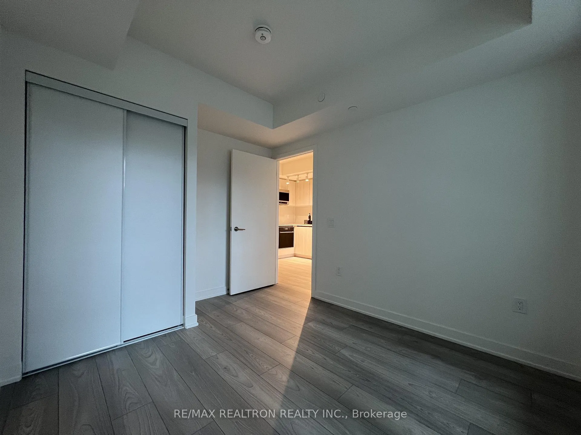 Photo 15 of 110 Broadway Avenue, Toronto, Mount Pleasant West — HOMEH