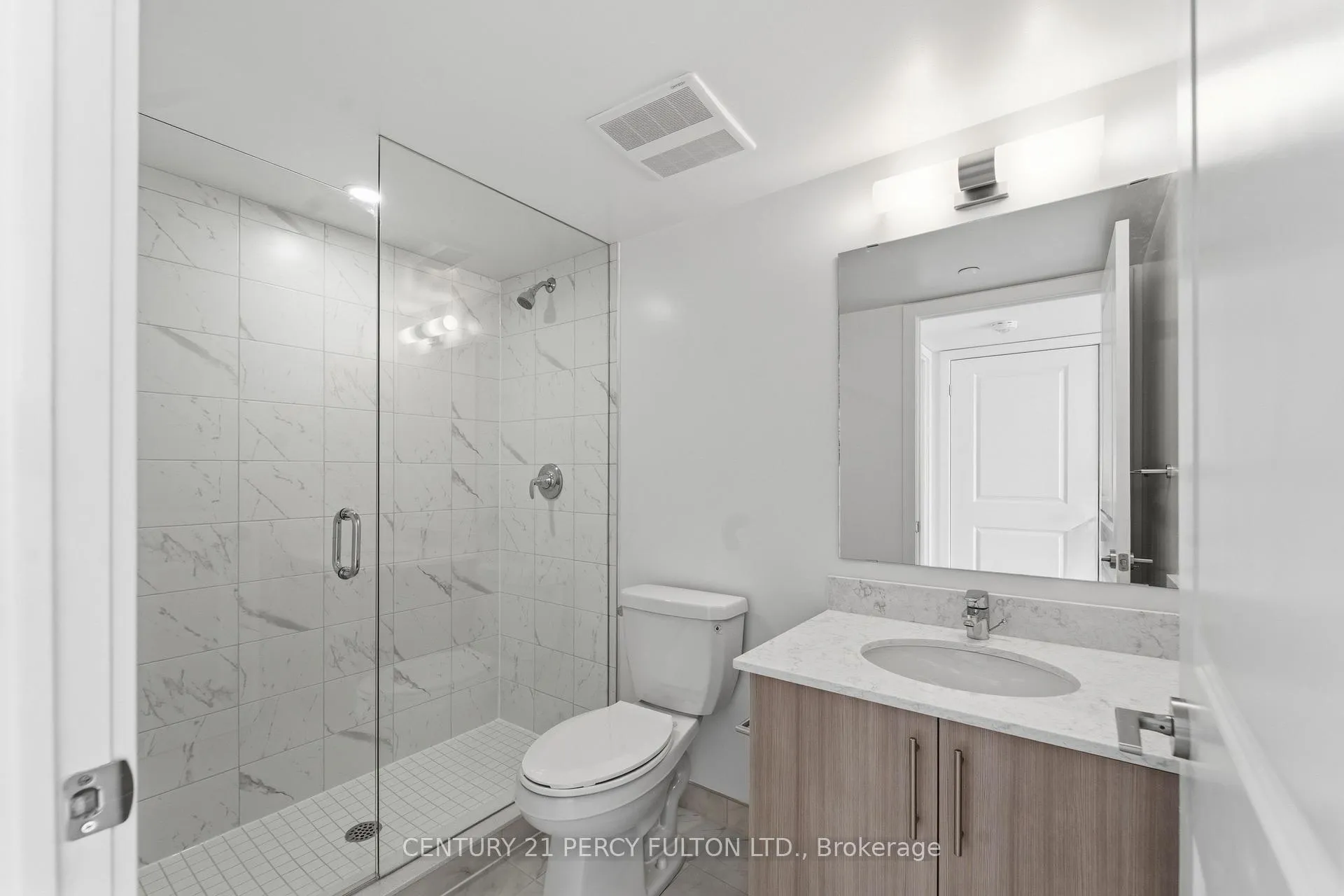 Photo 12 of Unit 2508, 1010 Sandy Beach Road, Pickering, Bay Ridges — HOMEH