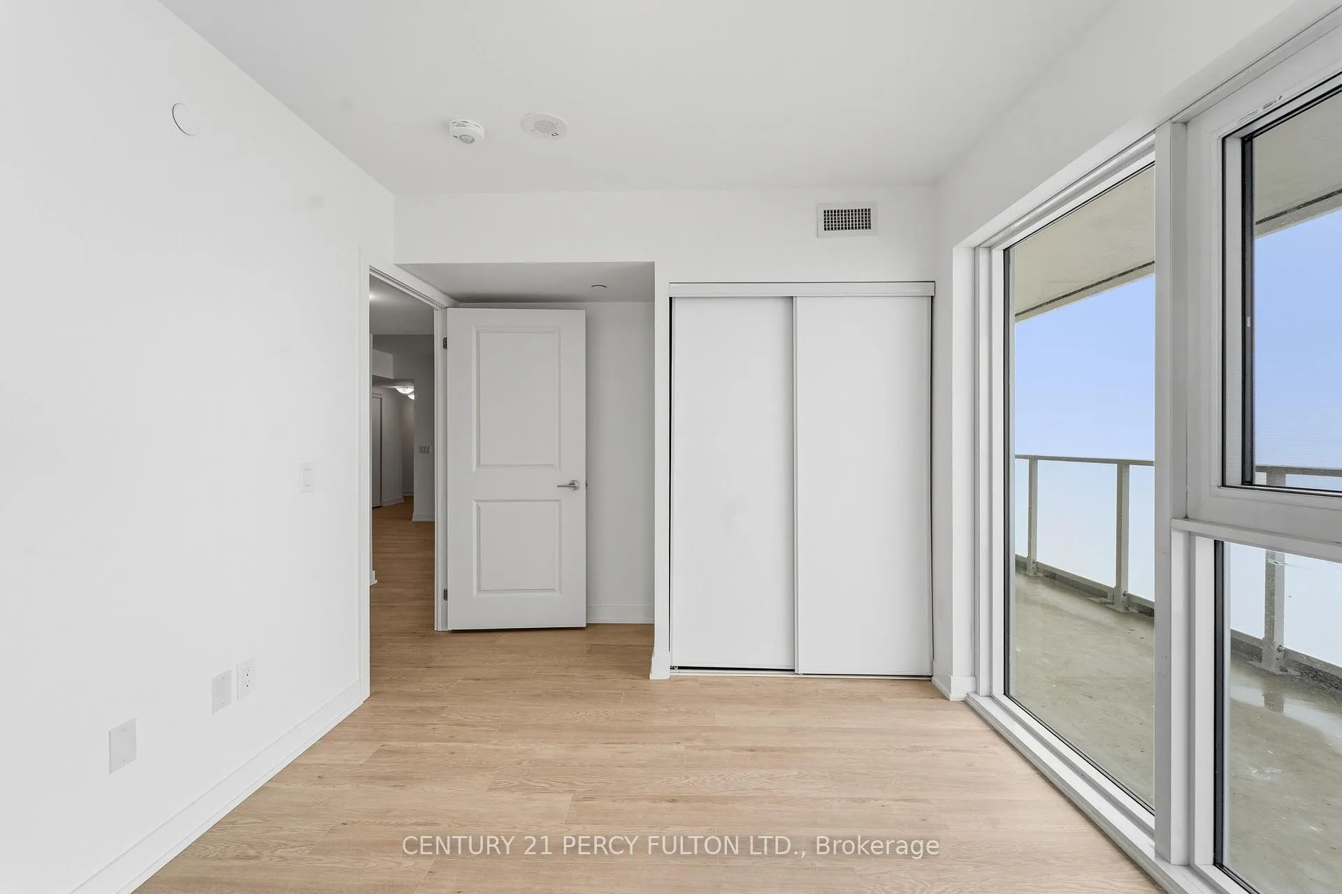 Photo 16 of Unit 2508, 1010 Sandy Beach Road, Pickering, Bay Ridges — HOMEH